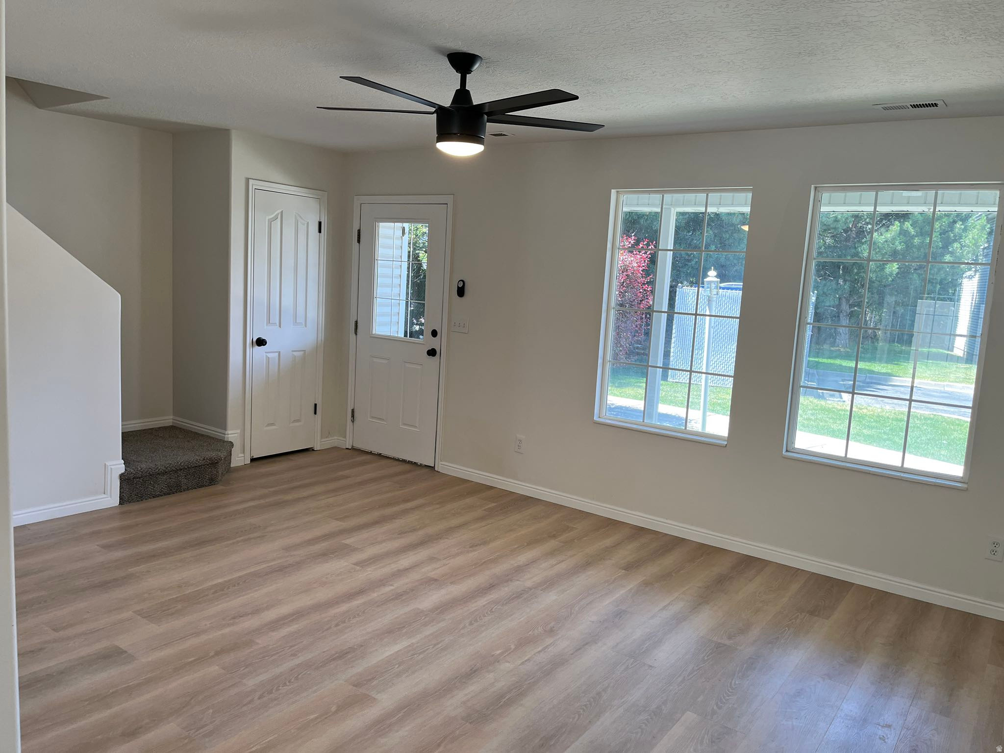 RIVERVIEW - Residential