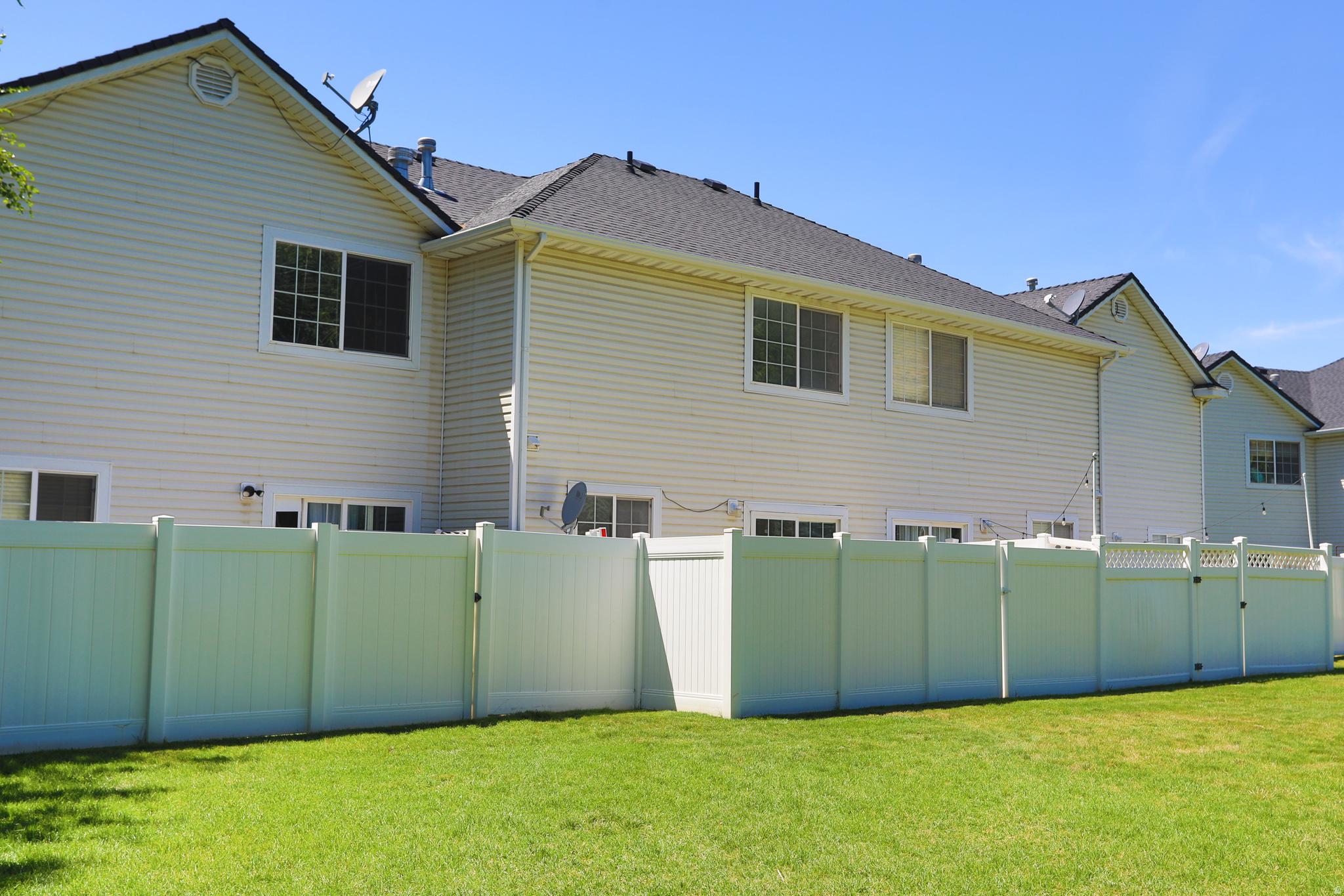 RIVERVIEW - Residential
