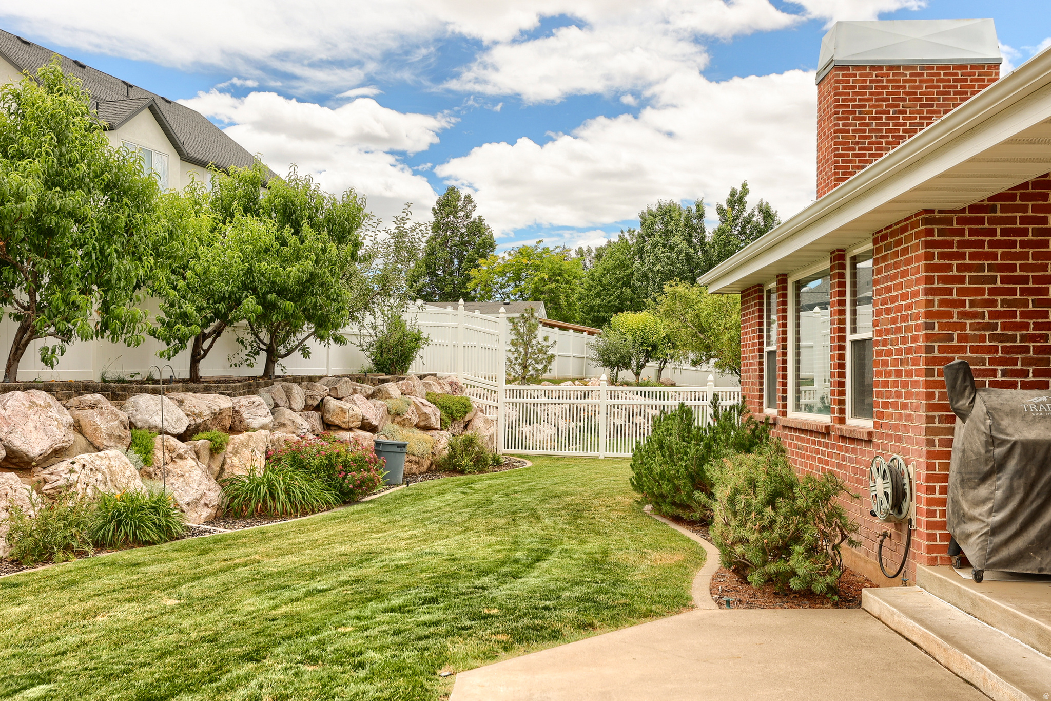PLEASANT VALLEY - Residential
