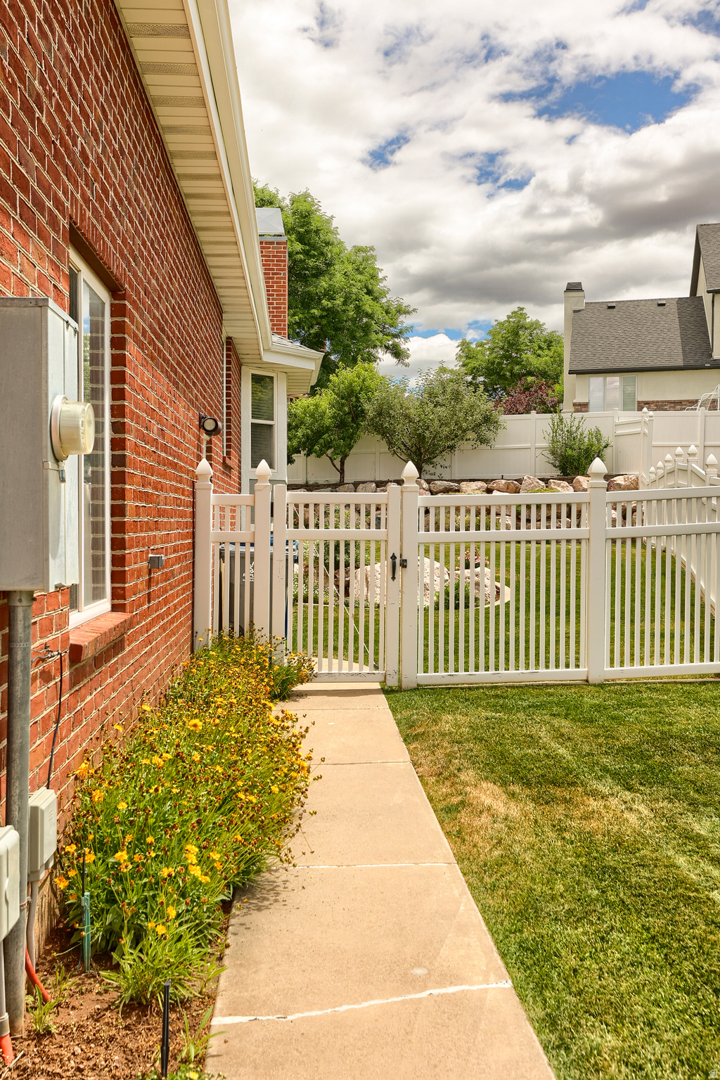 PLEASANT VALLEY - Residential