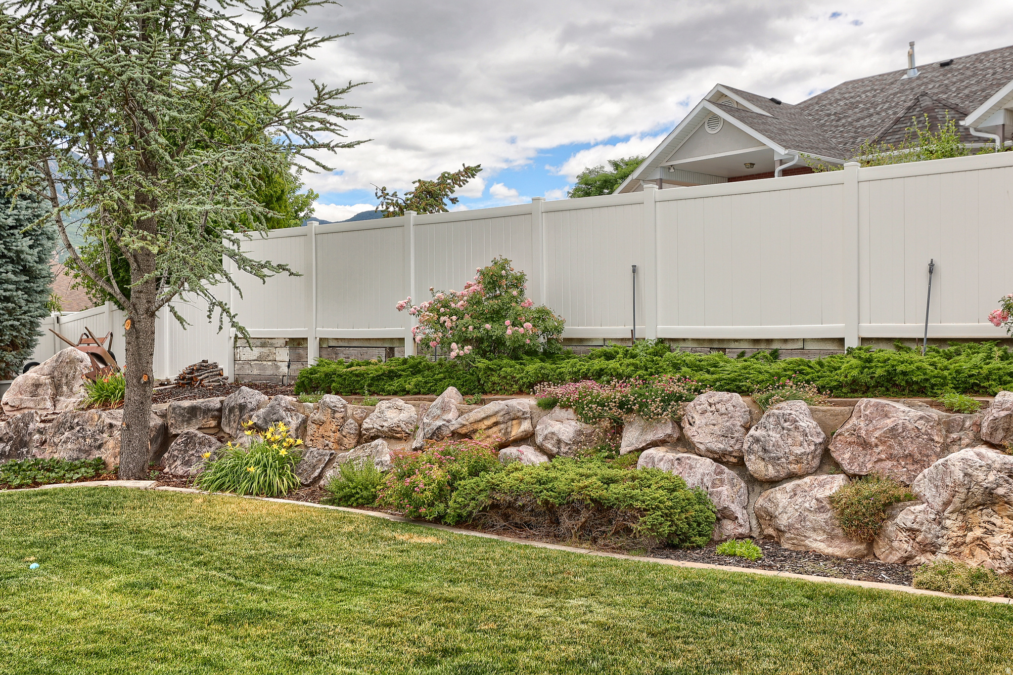 PLEASANT VALLEY - Residential