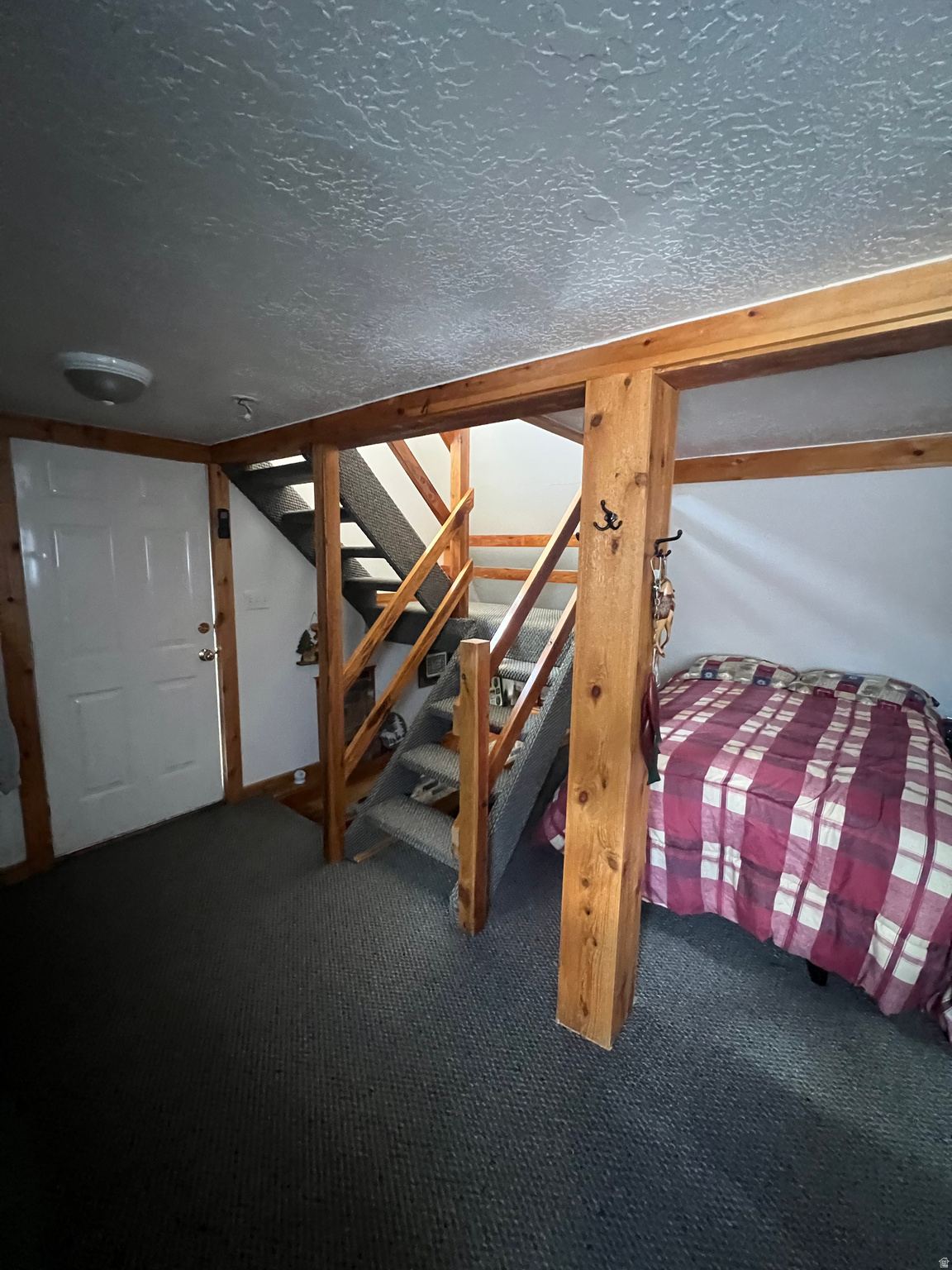 HARDWARE PARK MOUNTAIN ESTATES - Residential