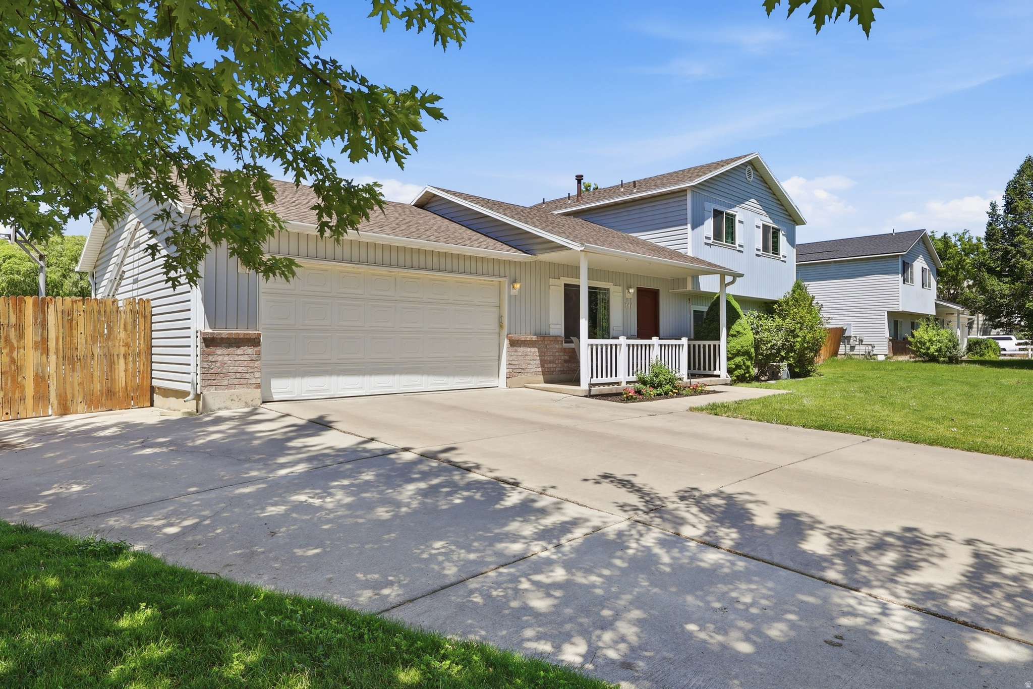 PHEASANT BROOK - Residential