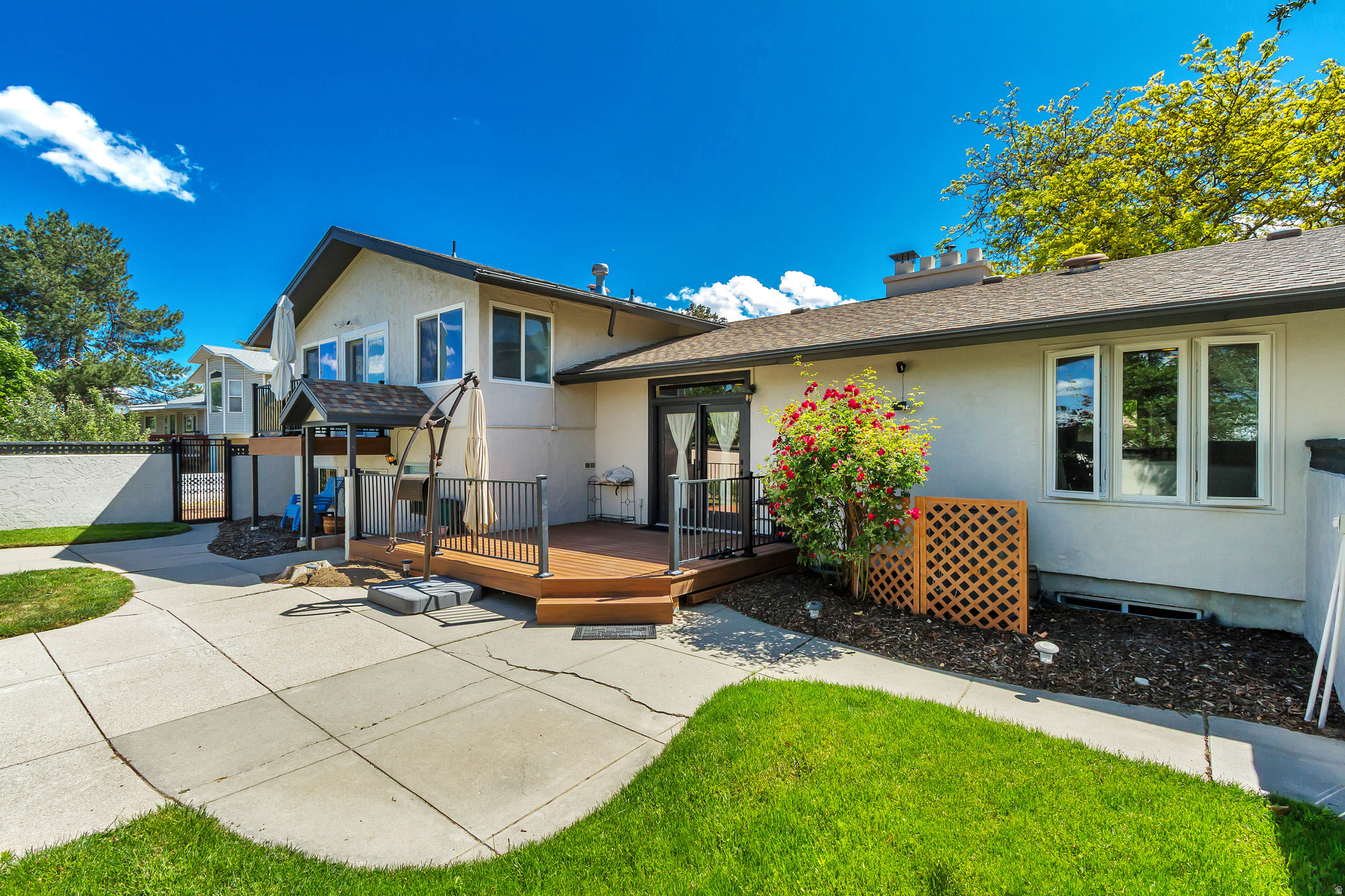 BELL CANYON ACRES #3 - Residential