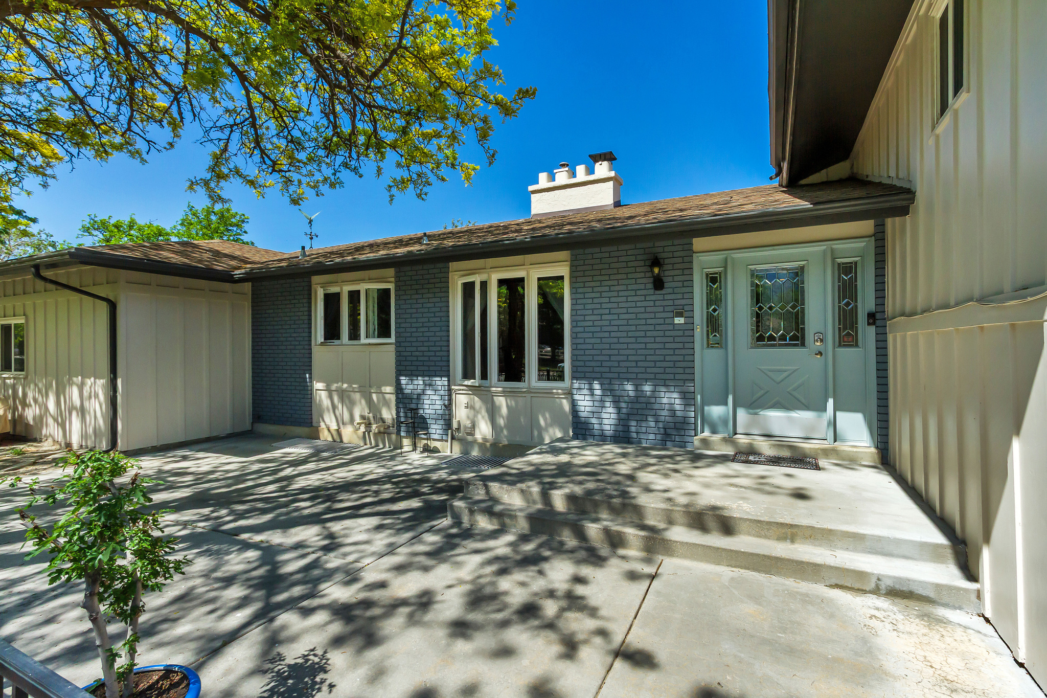 BELL CANYON ACRES #3 - Residential