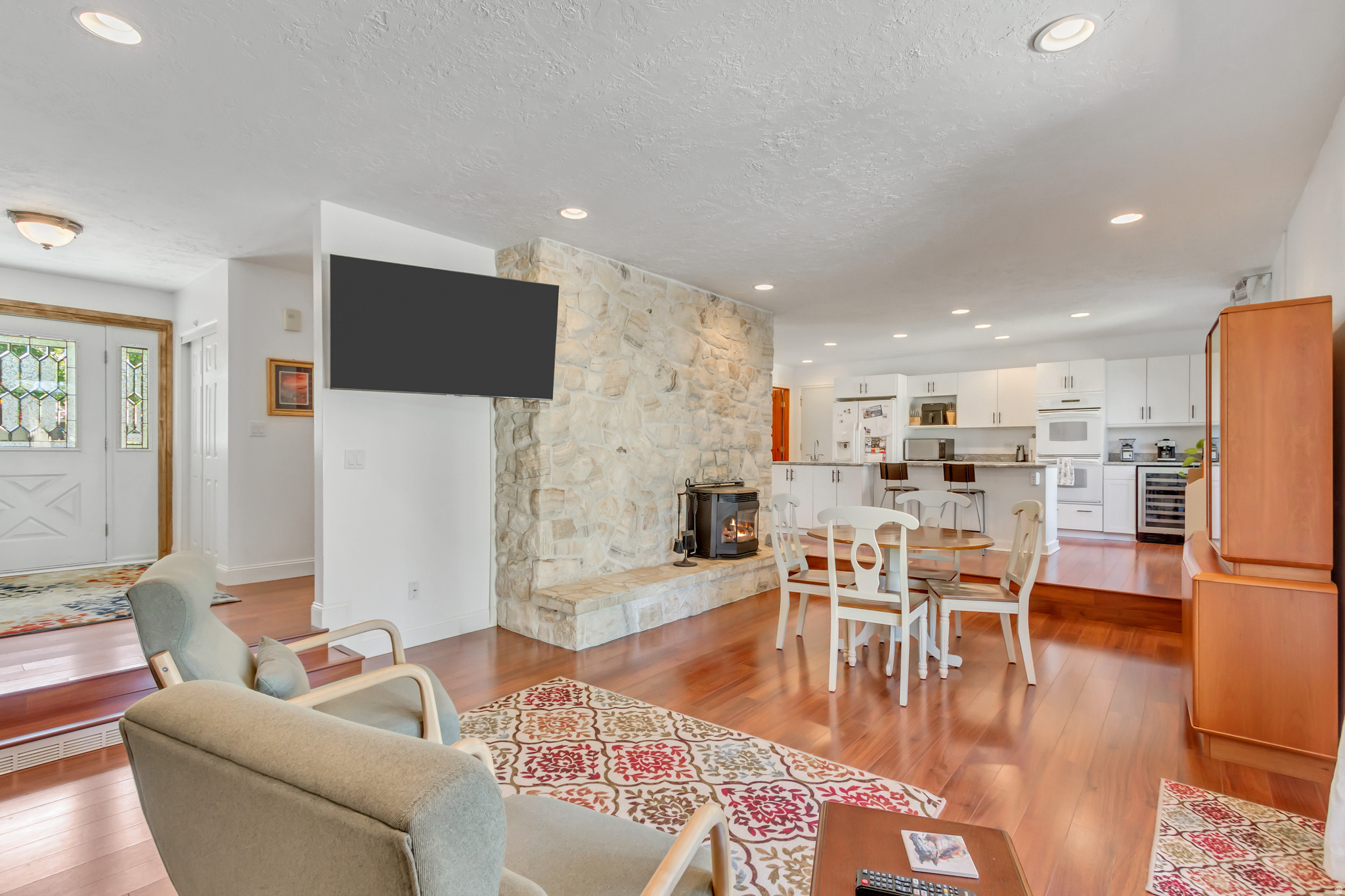 BELL CANYON ACRES #3 - Residential