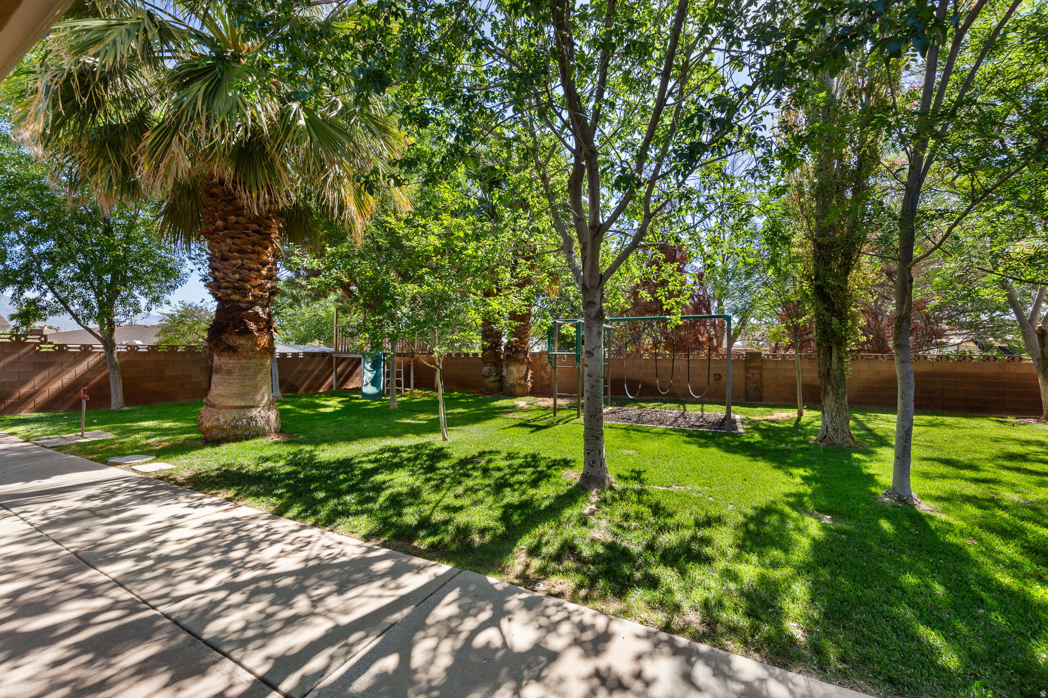 BLOOMINGTON HILLS 12 - Residential