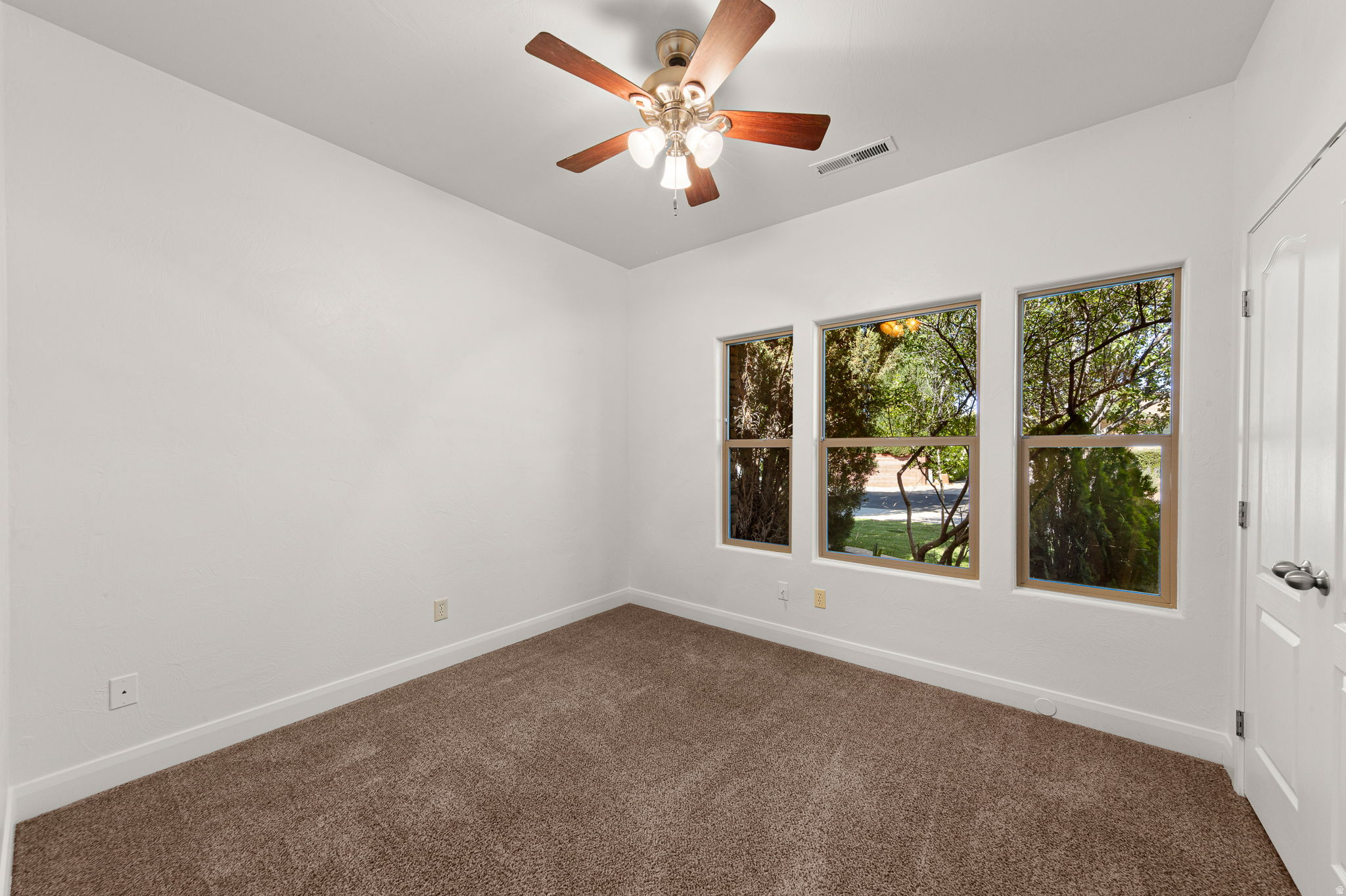 BLOOMINGTON HILLS 12 - Residential