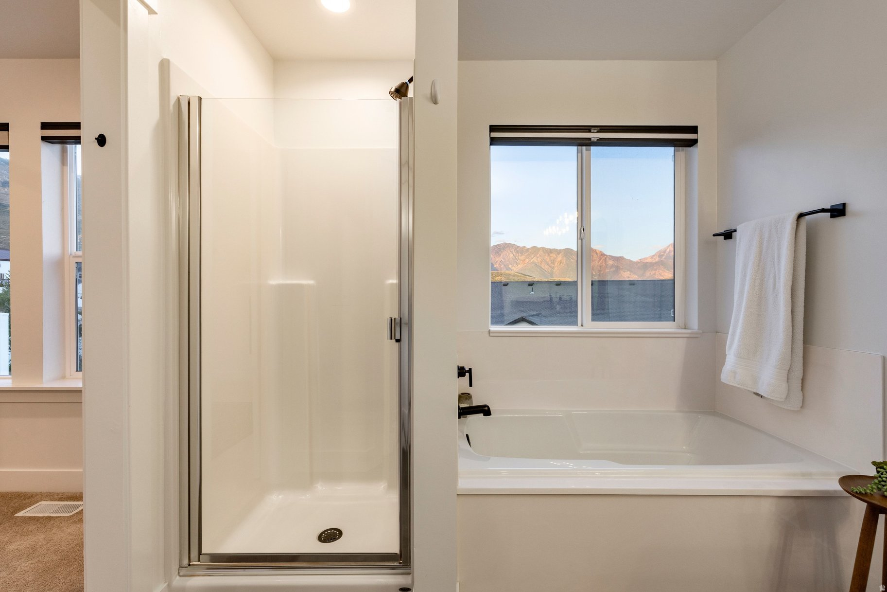 HIDDEN CANYON - Residential