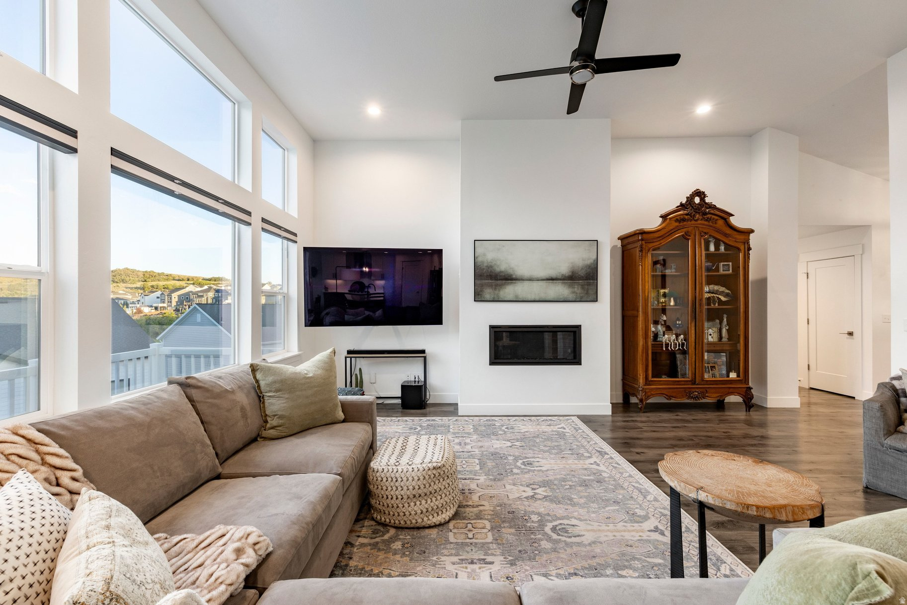 HIDDEN CANYON - Residential