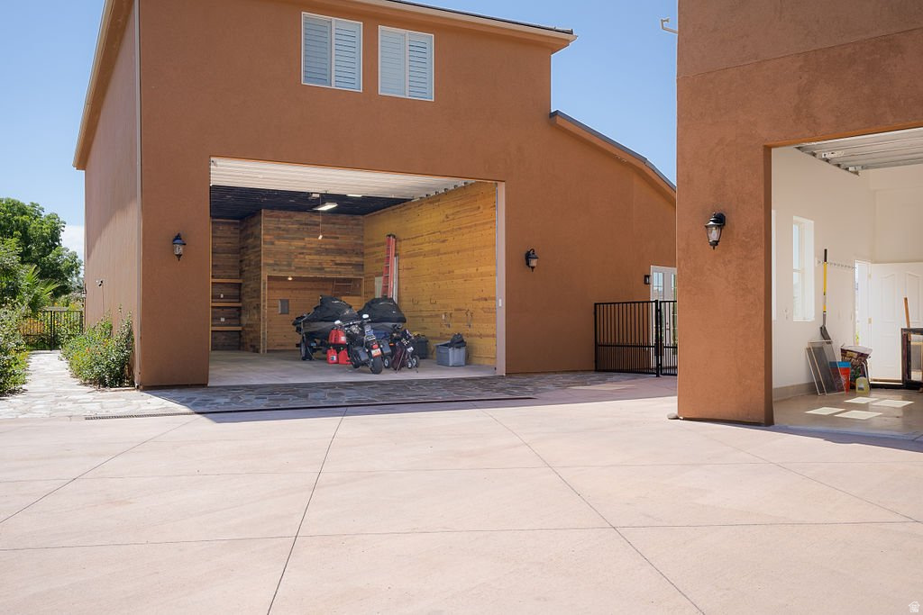 PINE VIEW ESTATES - Residential