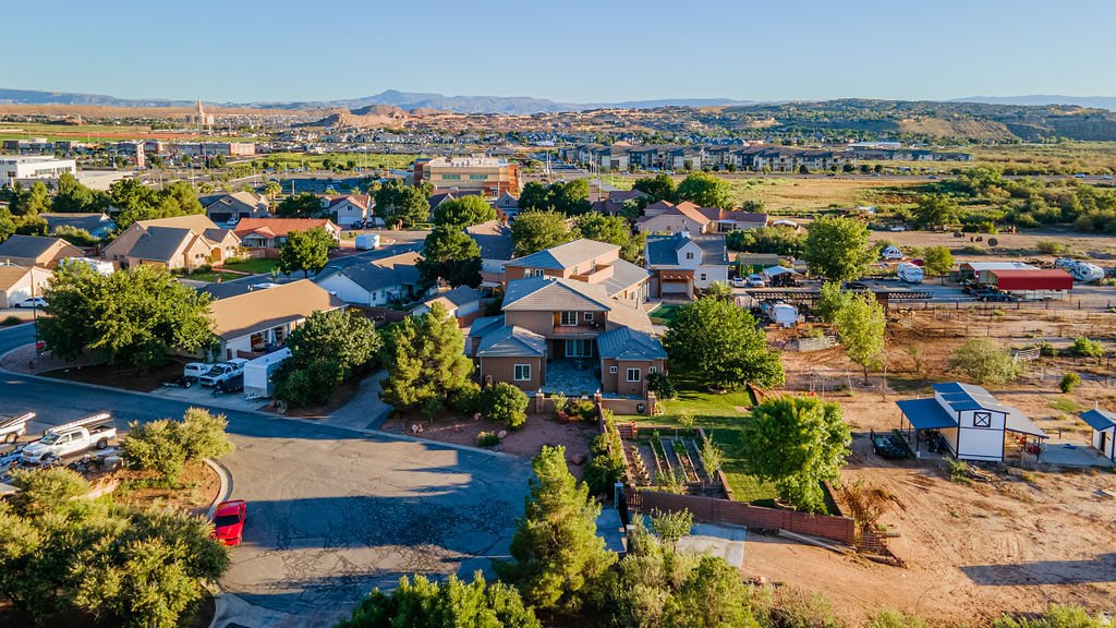 PINE VIEW ESTATES - Residential
