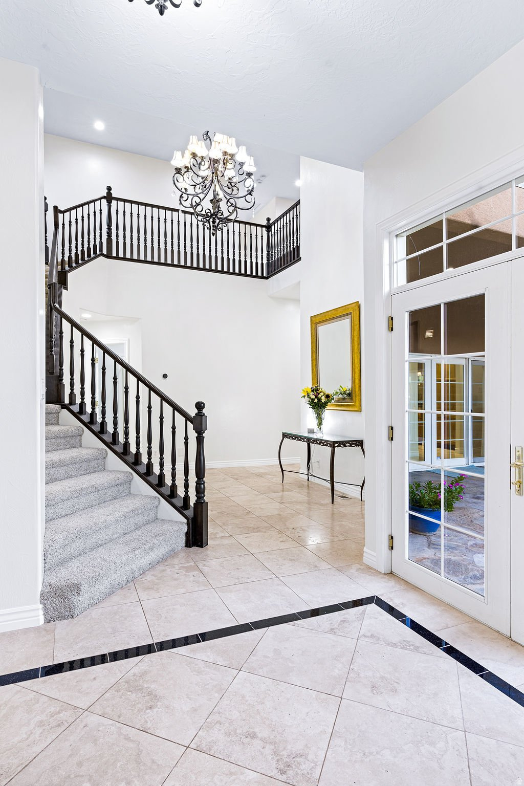 PINE VIEW ESTATES - Residential