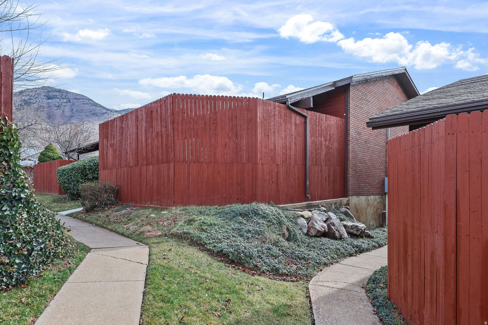 EASTGROVE - Residential