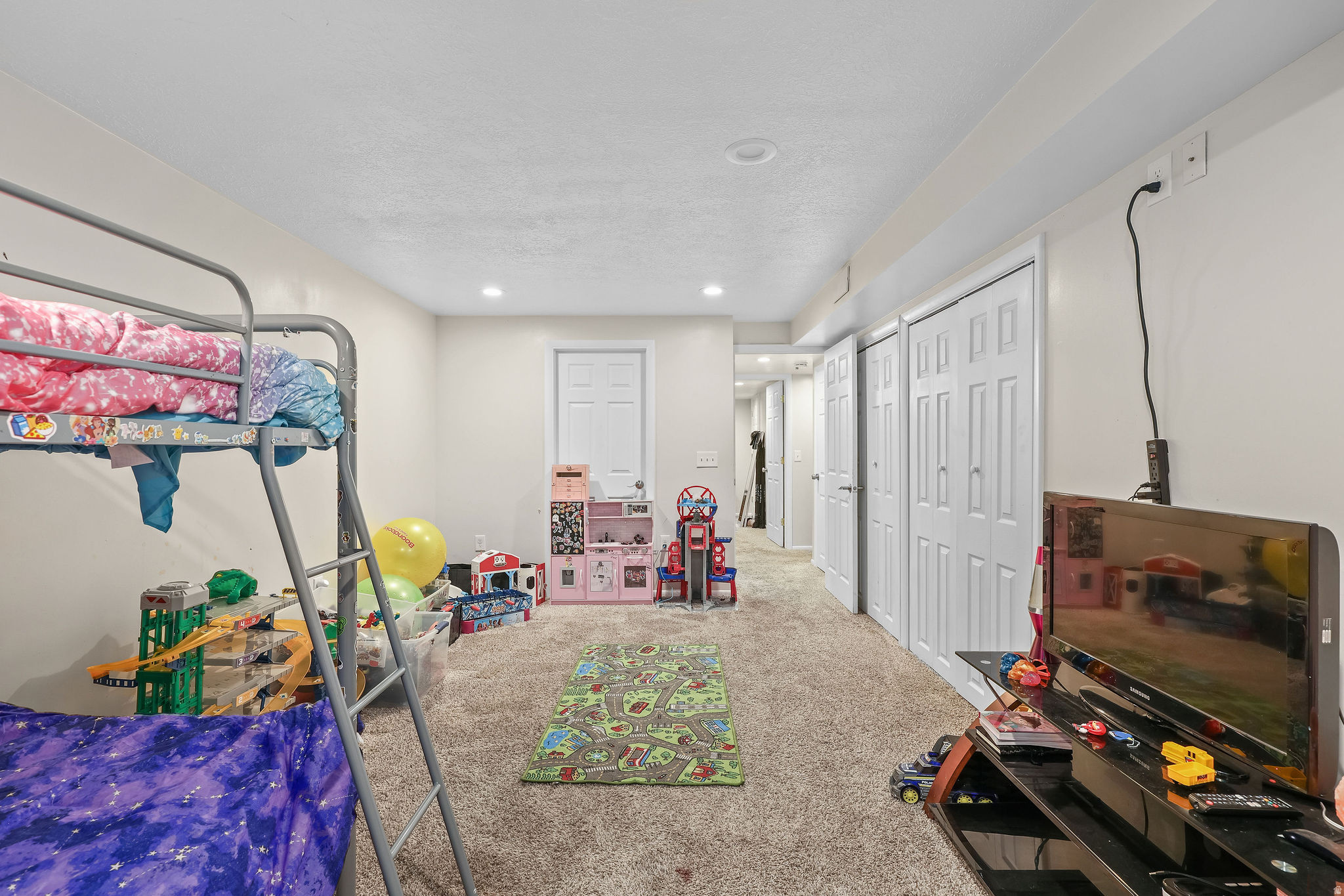 EASTGROVE - Residential