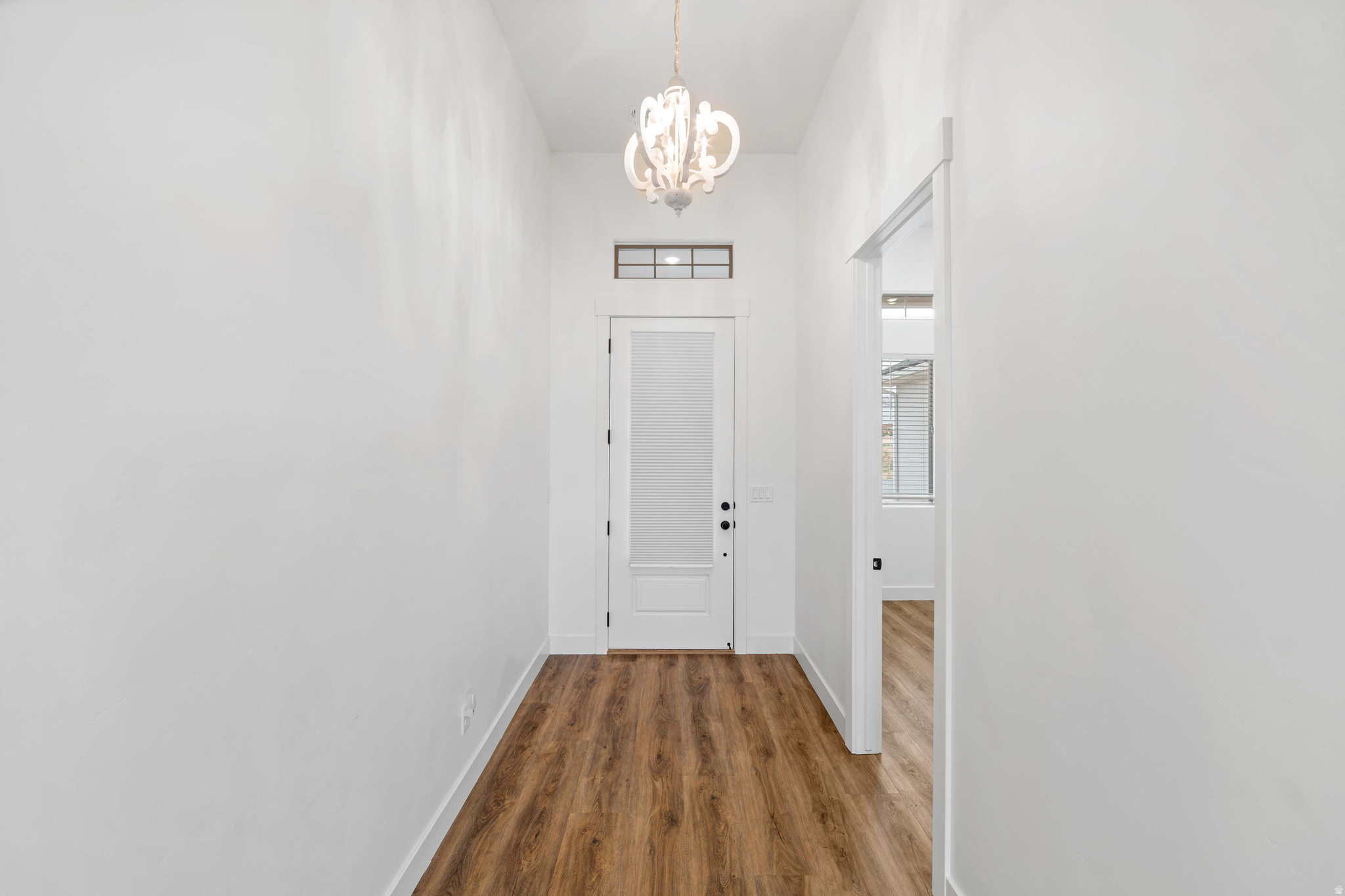 BRIDLE GATE ESTATES - Residential