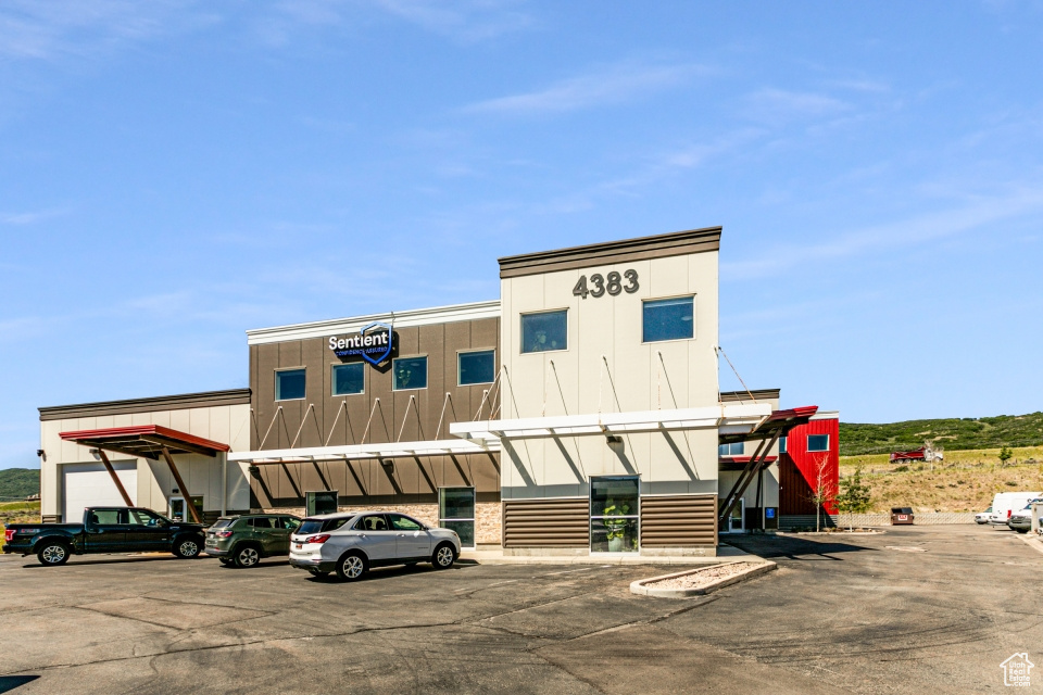 PARK CITY - Commercial Lease