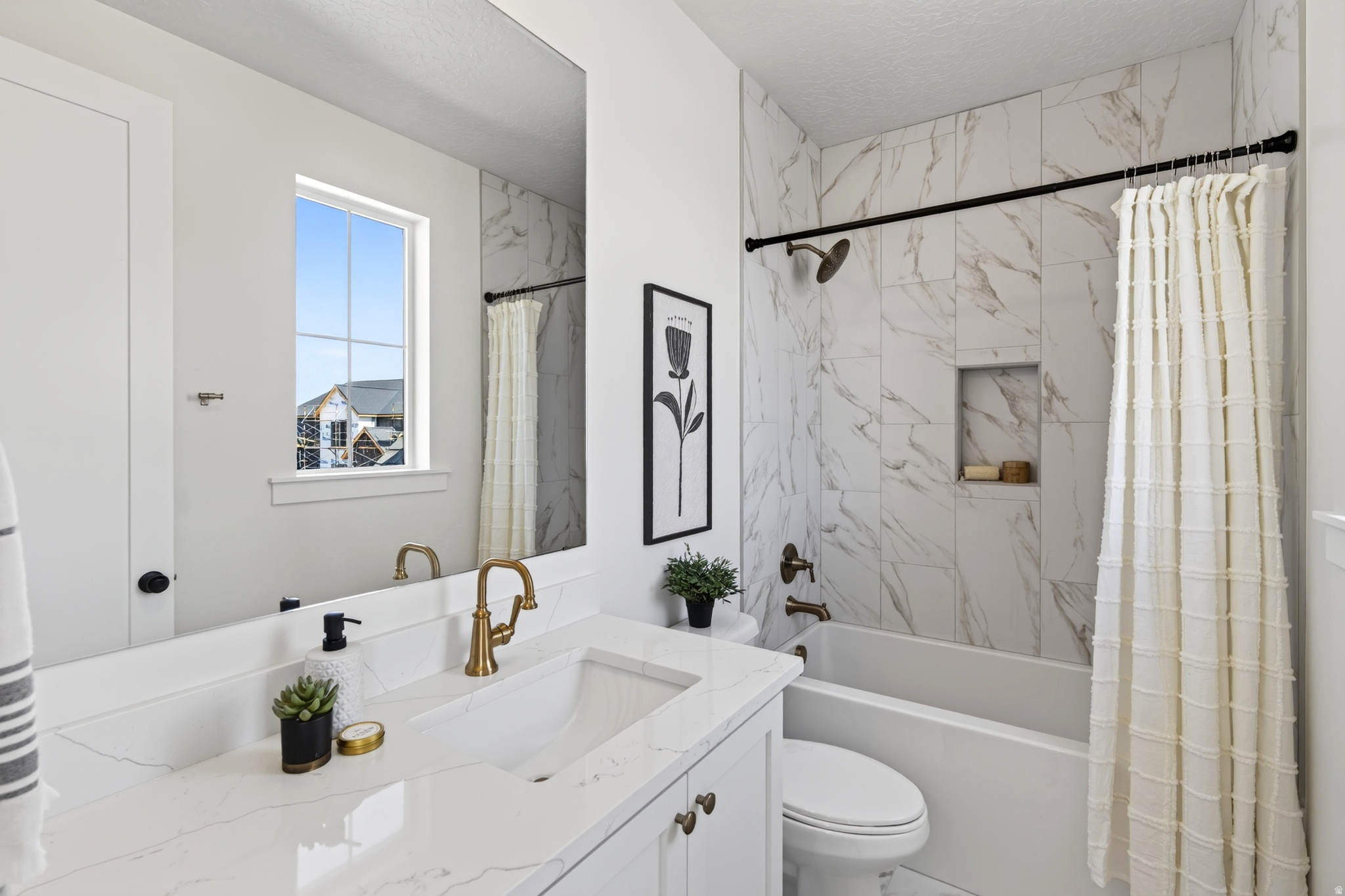 BELMONT WEST - Residential