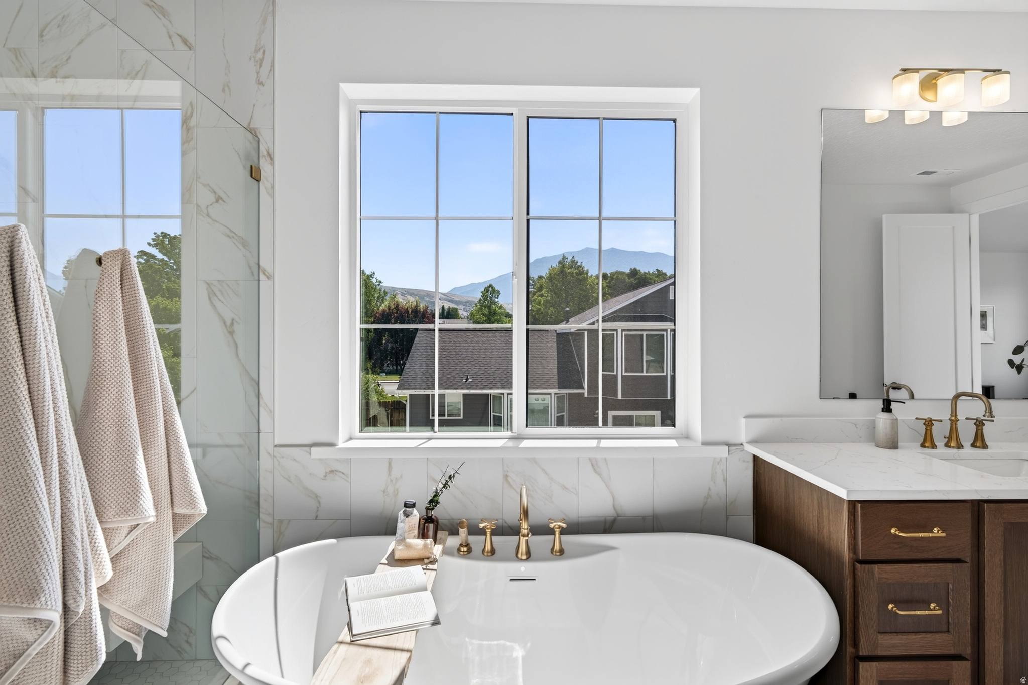 BELMONT WEST - Residential
