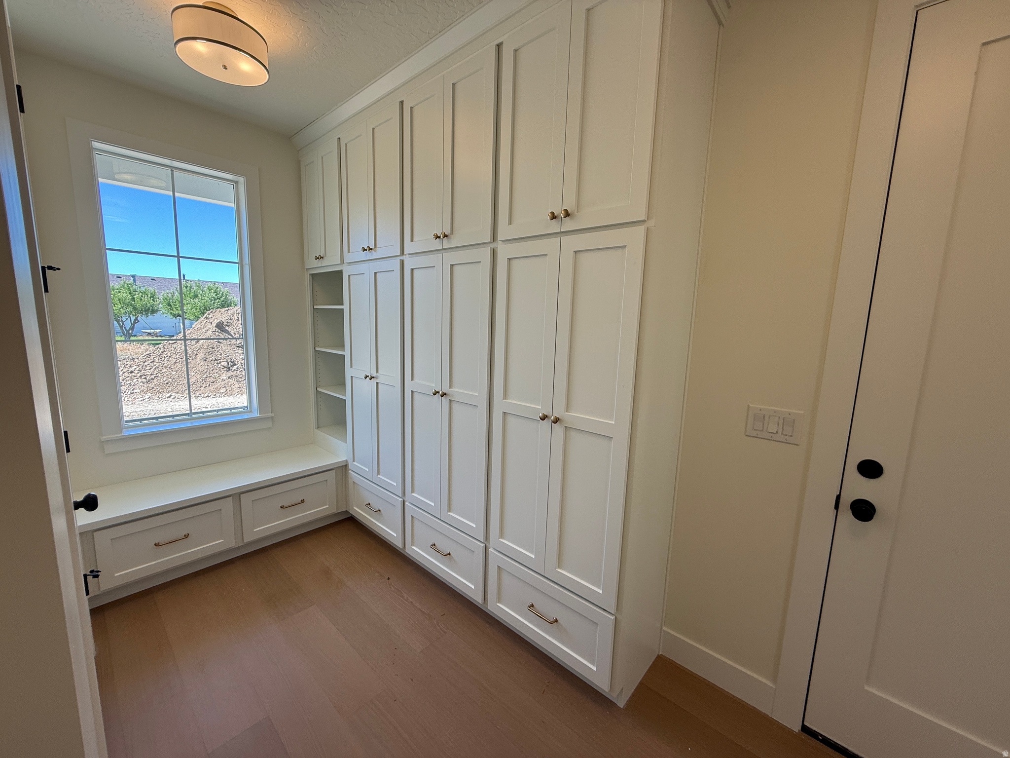 BELMONT WEST - Residential