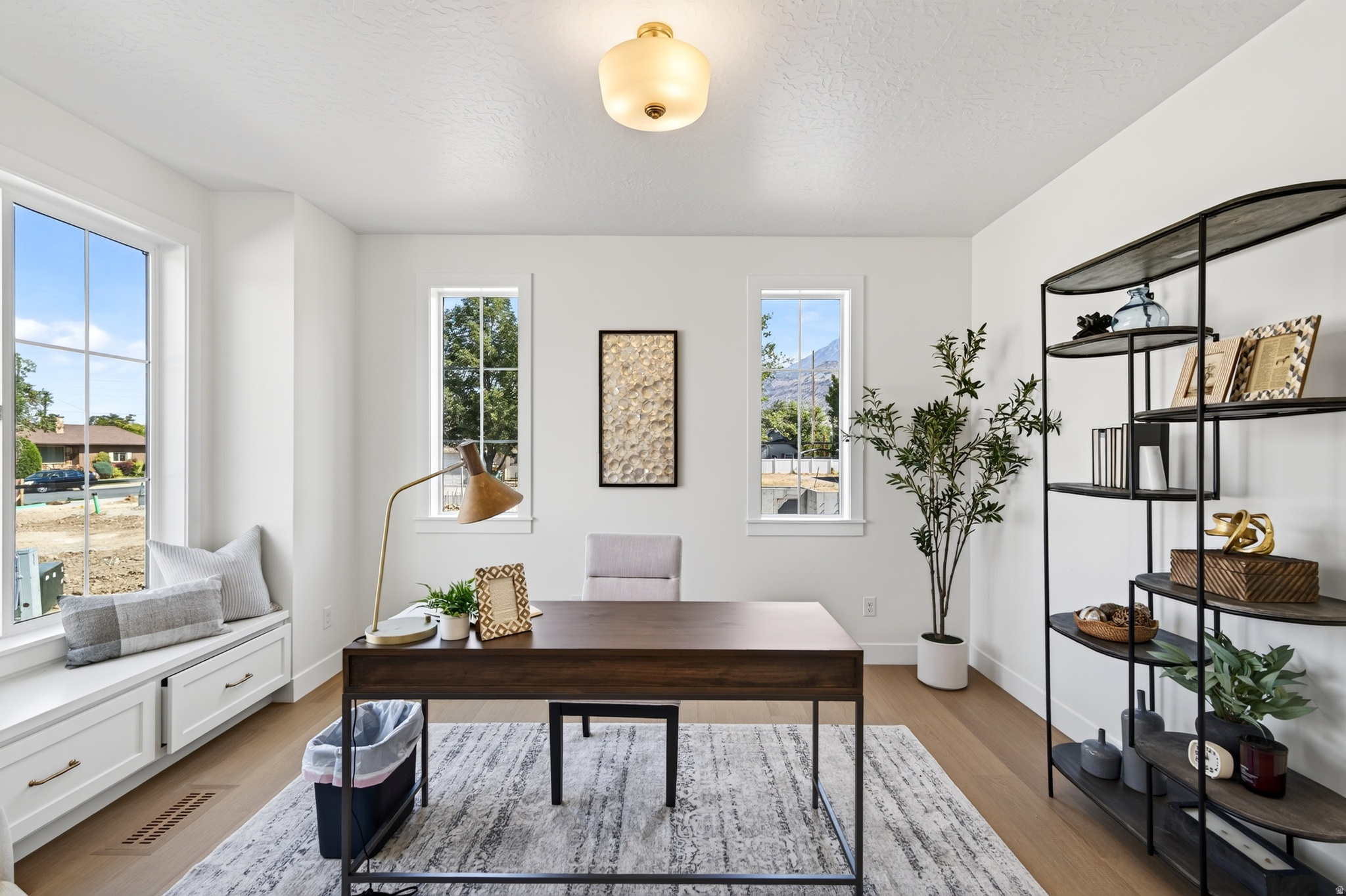 BELMONT WEST - Residential