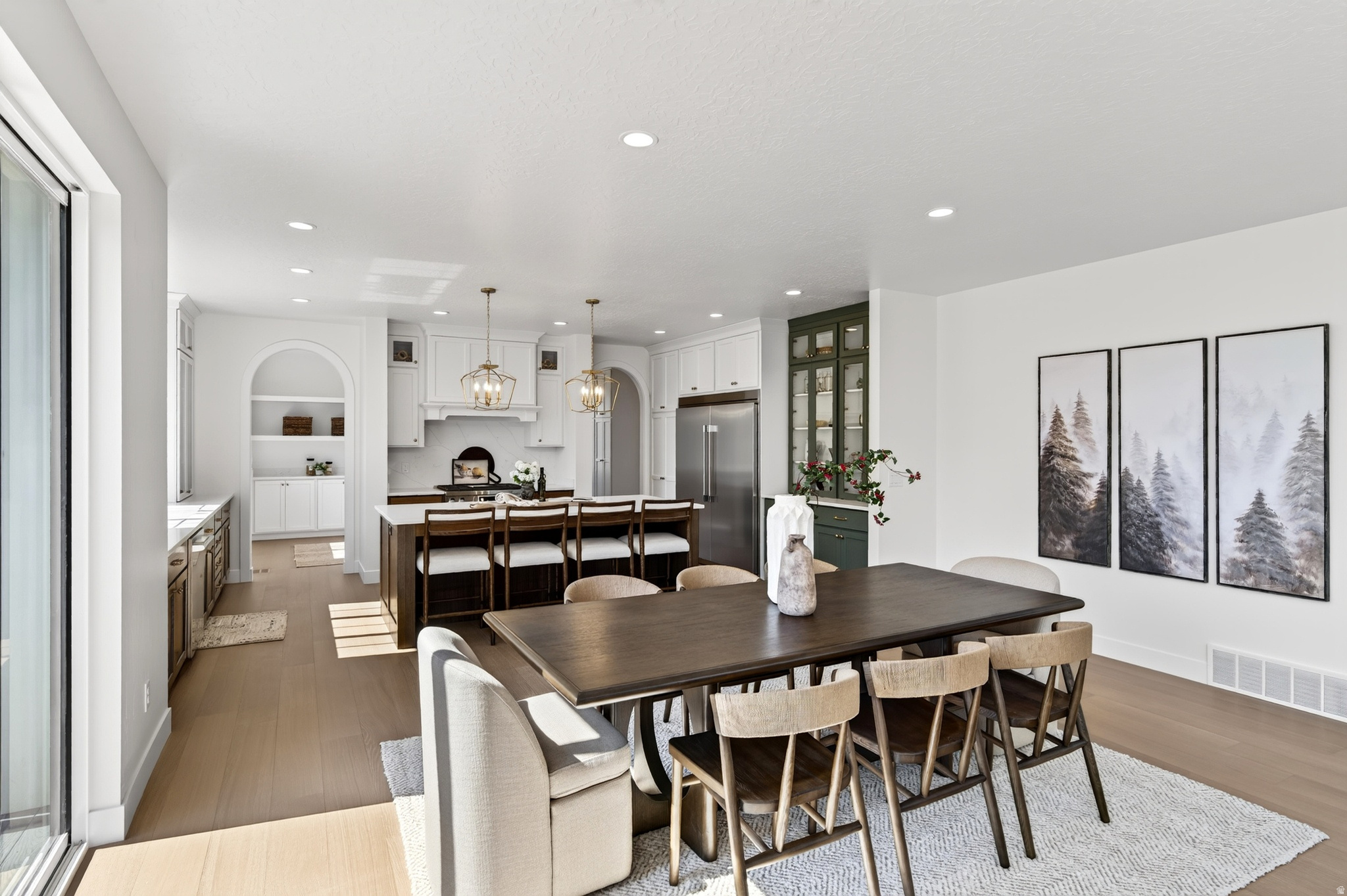 BELMONT WEST - Residential