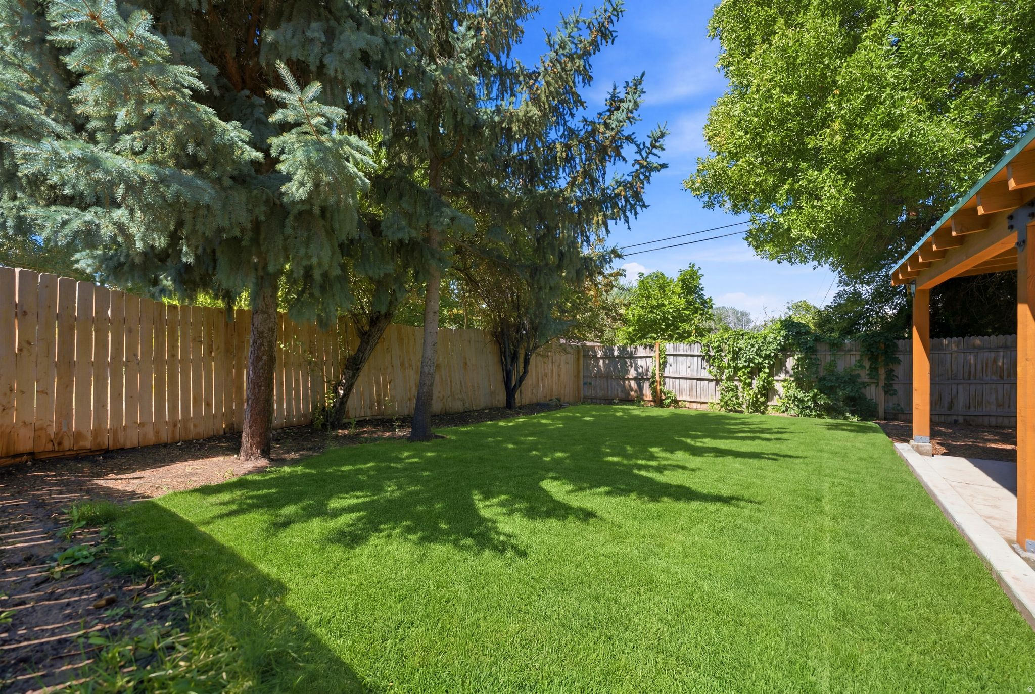 MOUNTAIN VIEW - Residential