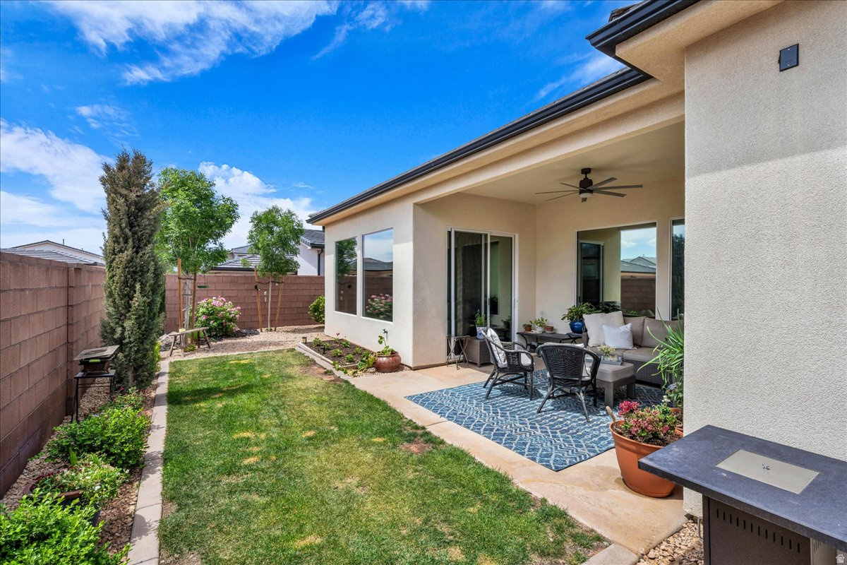 WARNER GATEWAY PH 5 - Residential
