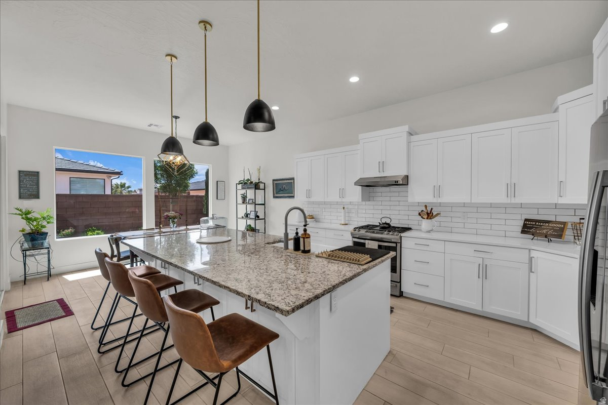 WARNER GATEWAY PH 5 - Residential