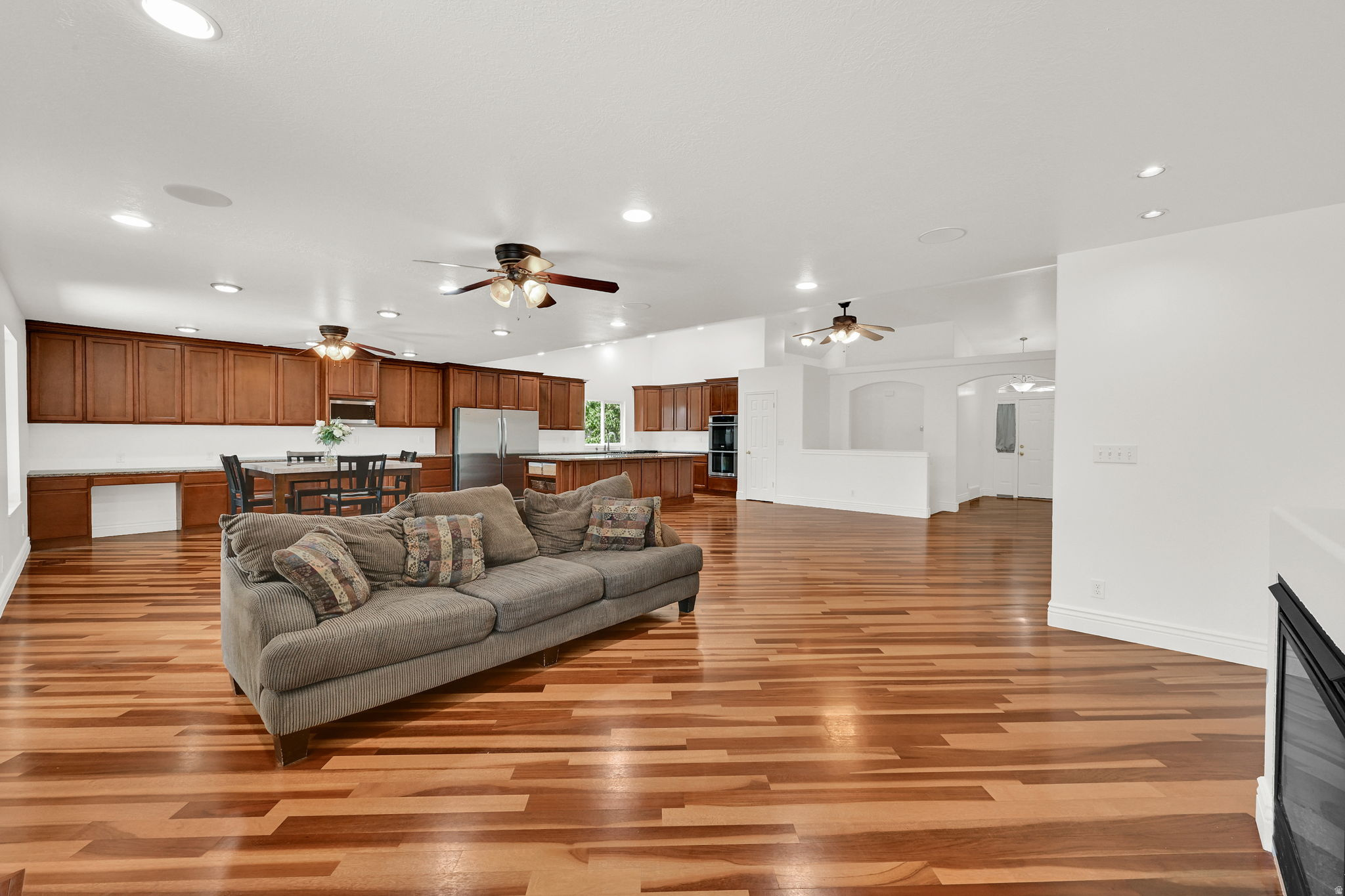 CANTERBURY CORNERS - Residential
