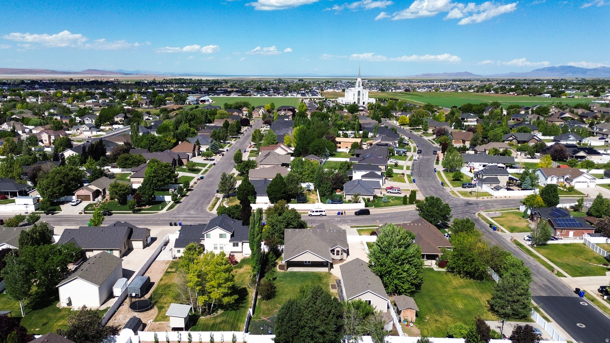 CANTERBURY CORNERS - Residential
