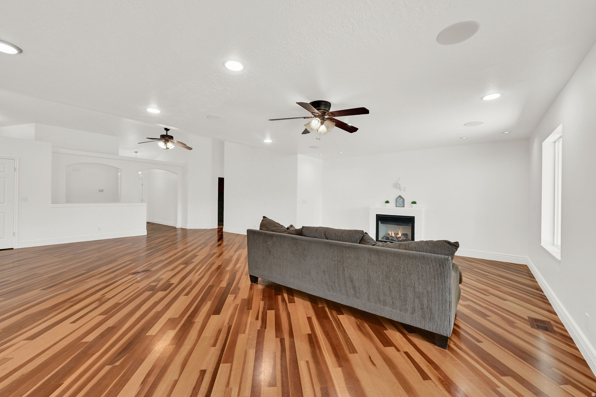 CANTERBURY CORNERS - Residential