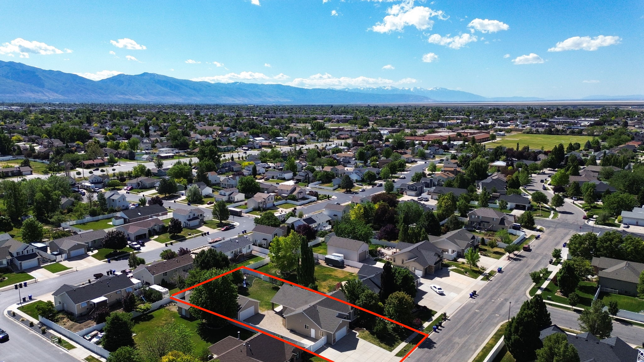 CANTERBURY CORNERS - Residential