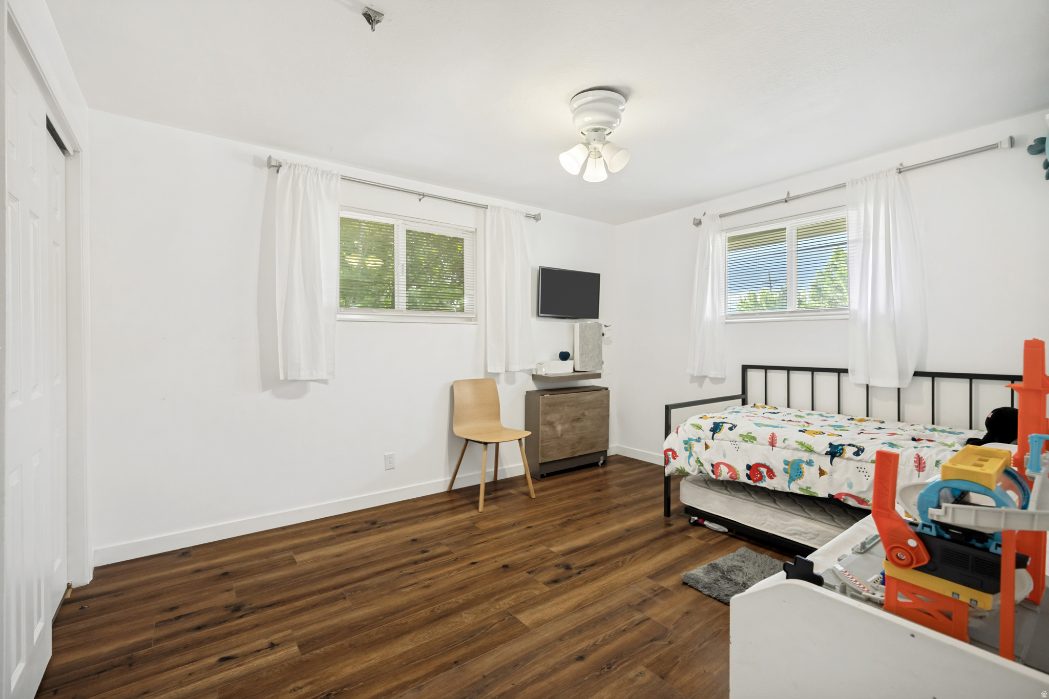 EL MAY - Residential