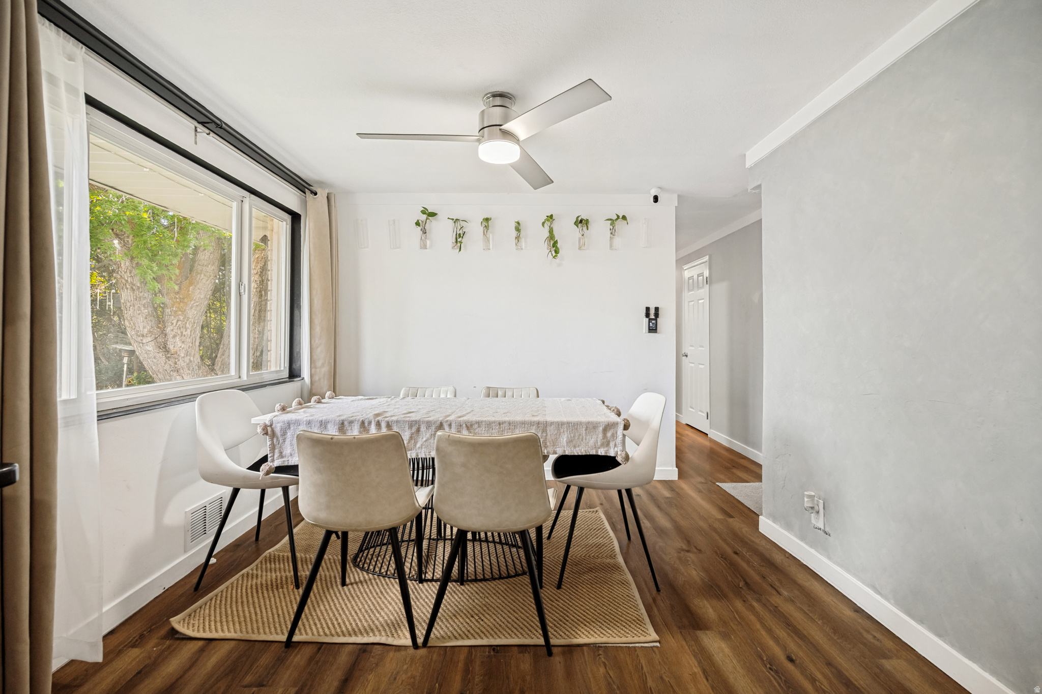 EL MAY - Residential