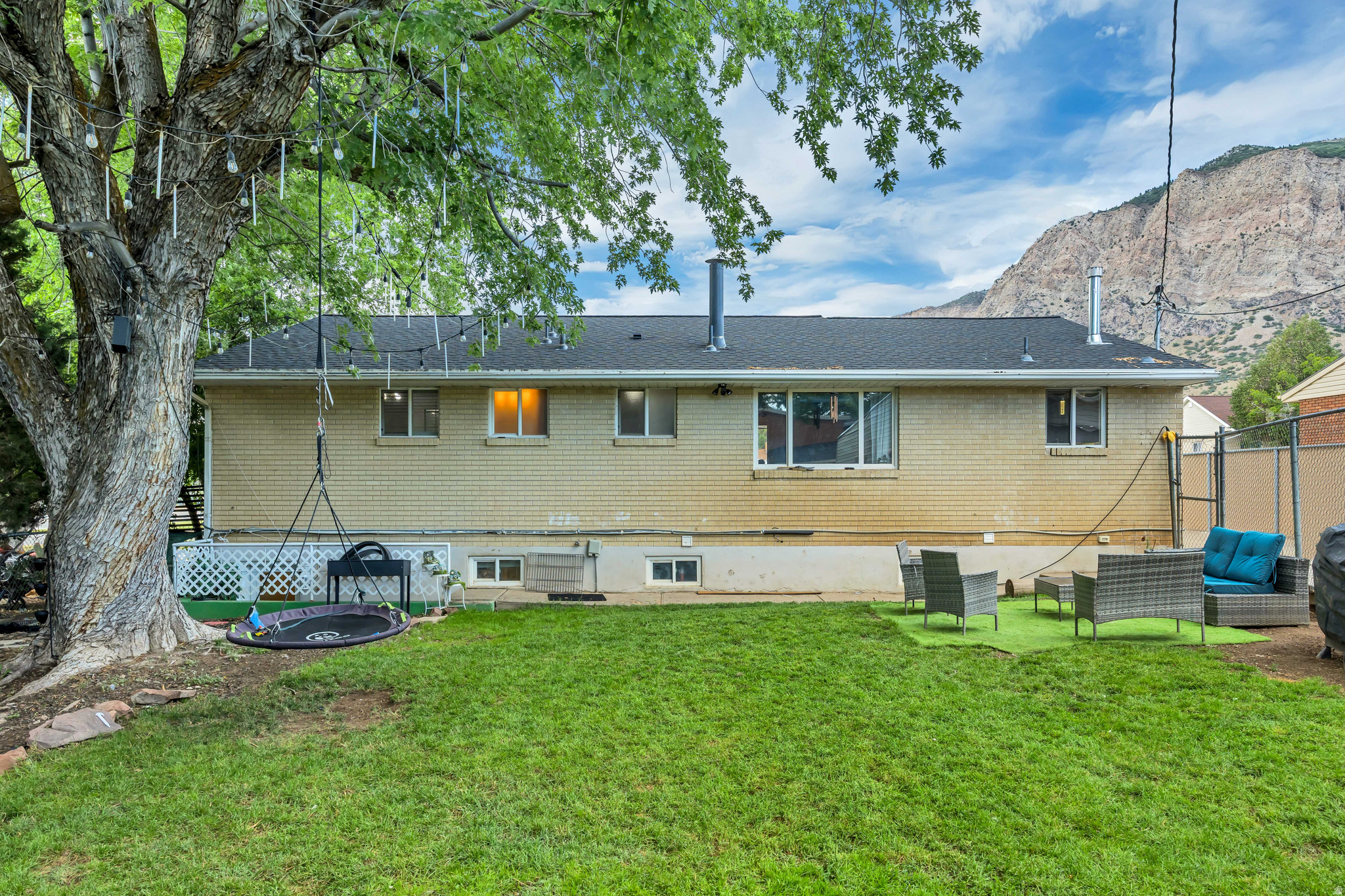 EL MAY - Residential