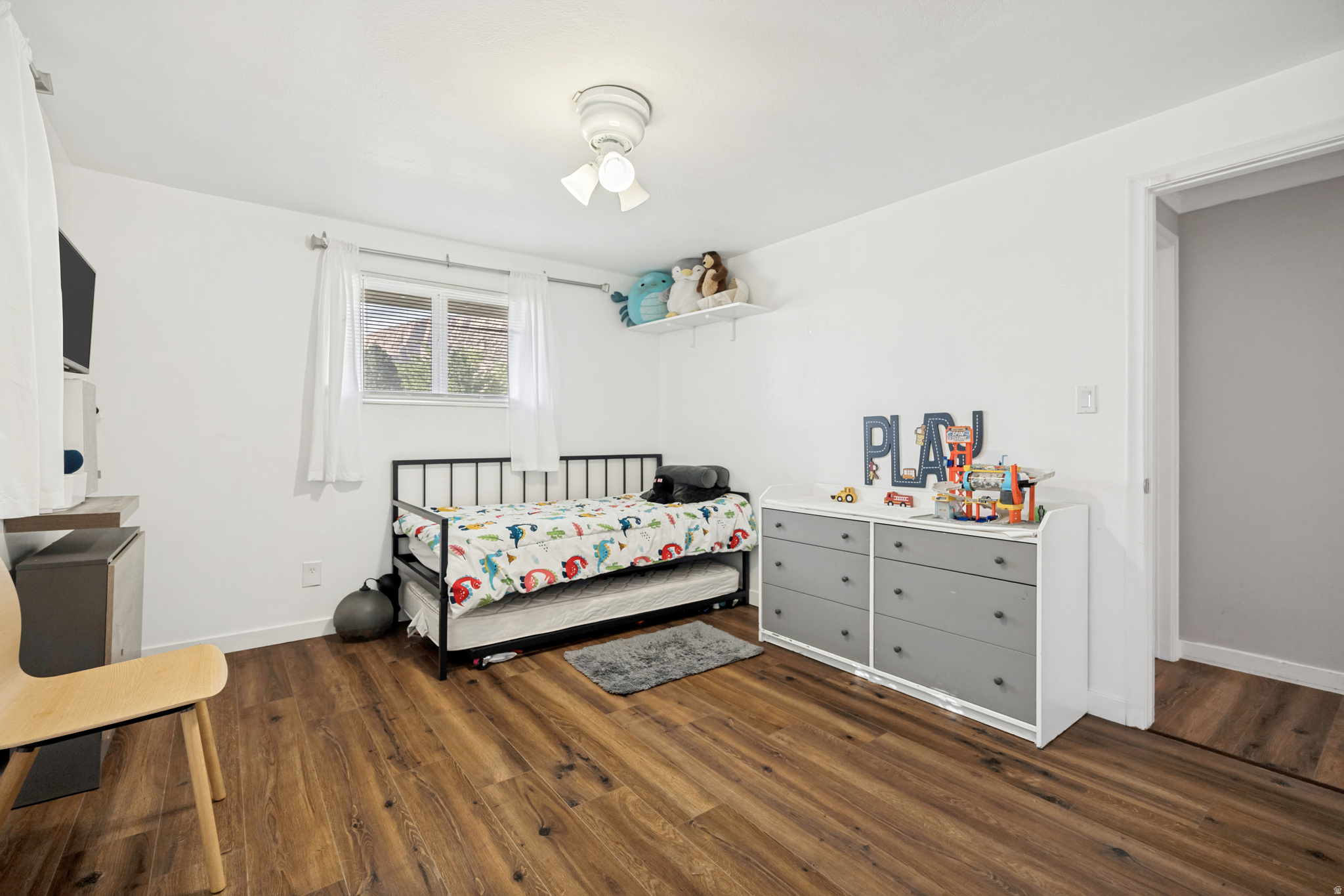 EL MAY - Residential