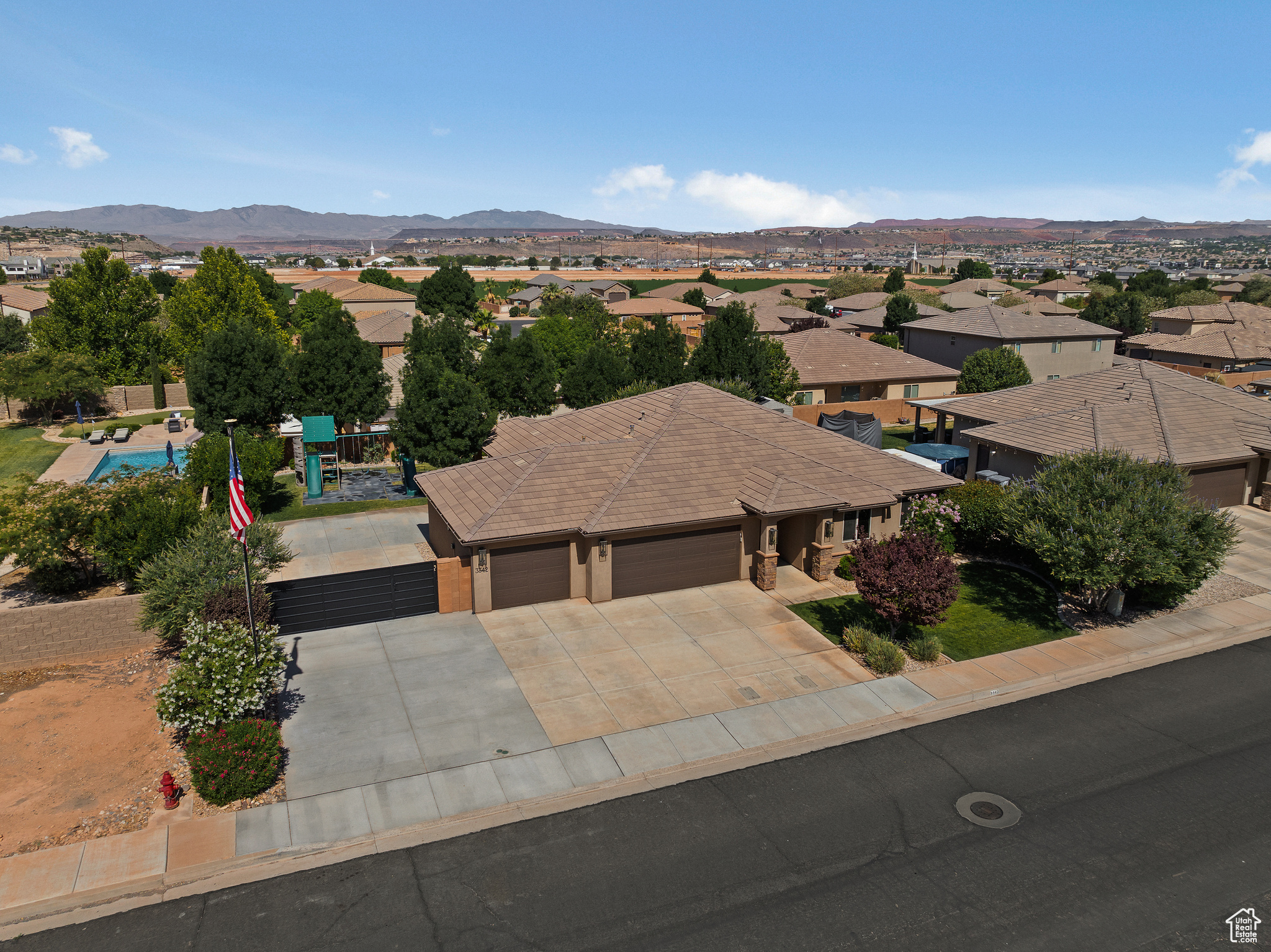 DAYBREAK PARK SUB - Residential