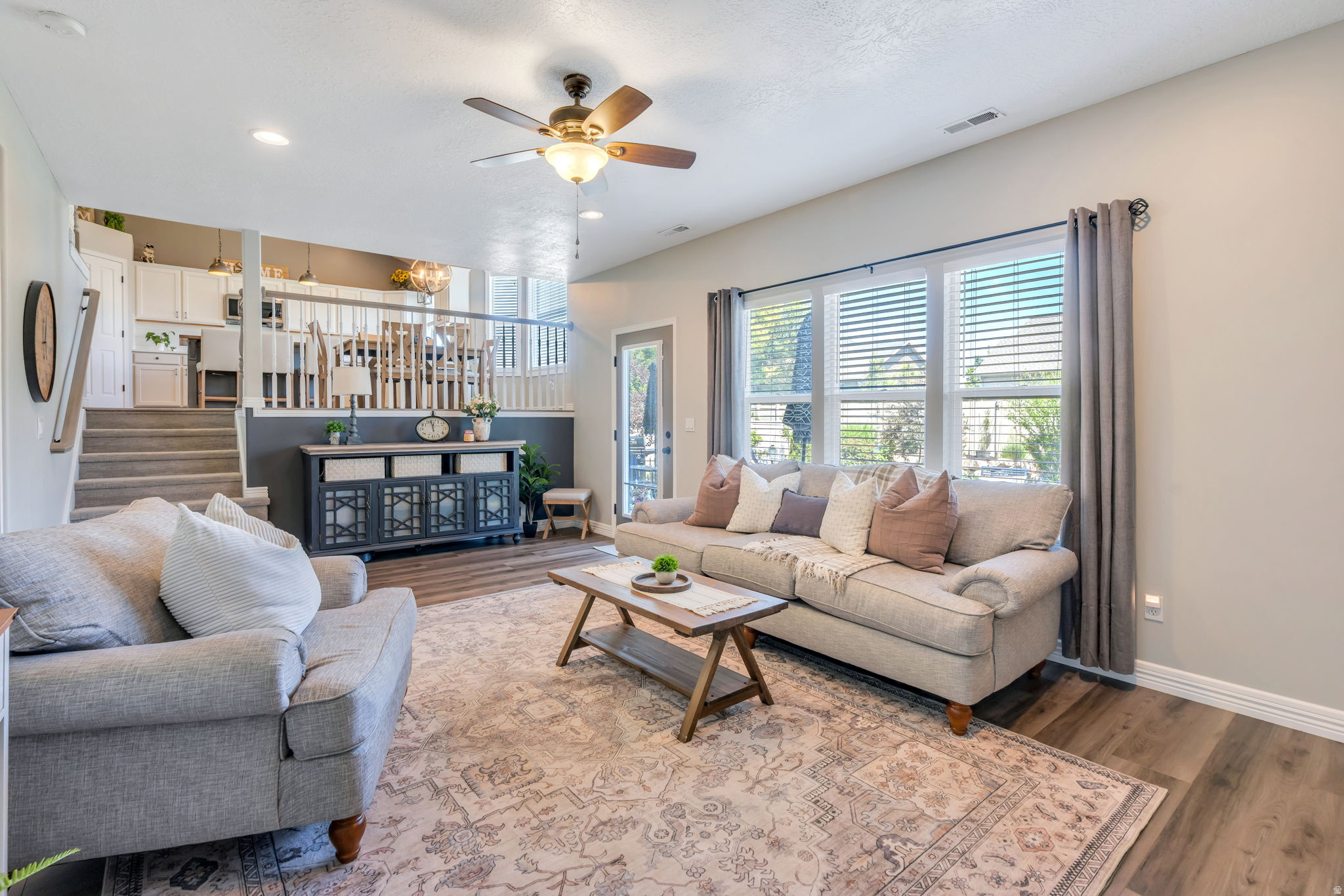 FIELD CREST - Residential