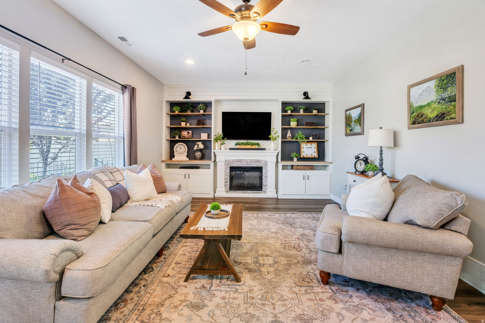 FIELD CREST - Residential