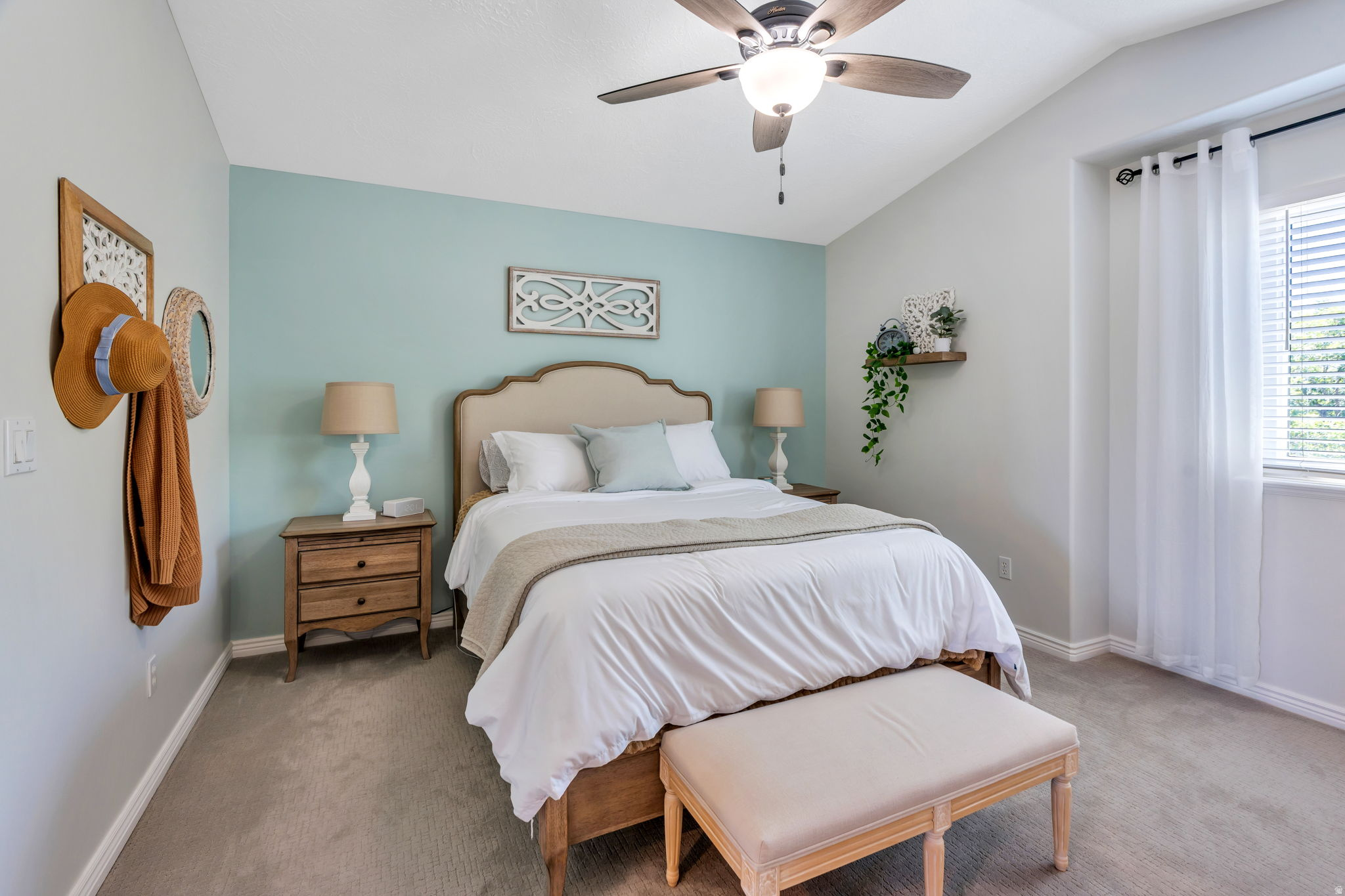 FIELD CREST - Residential