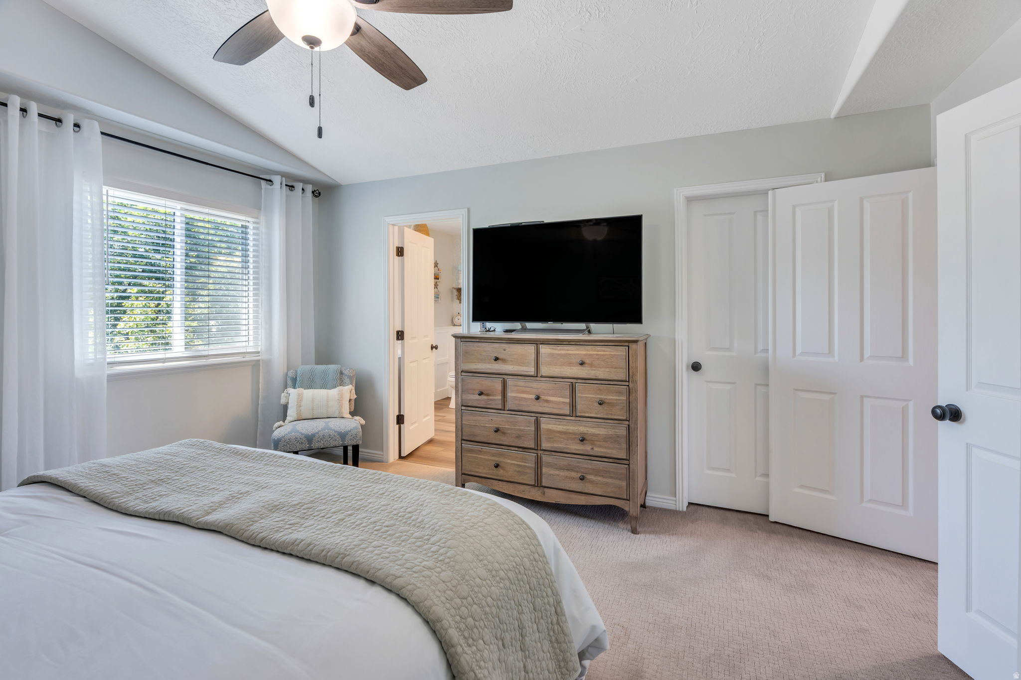FIELD CREST - Residential