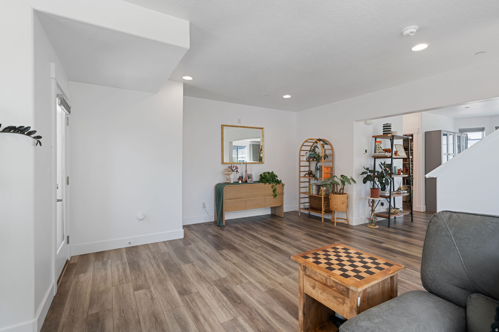 MUIRHOUSE - Residential