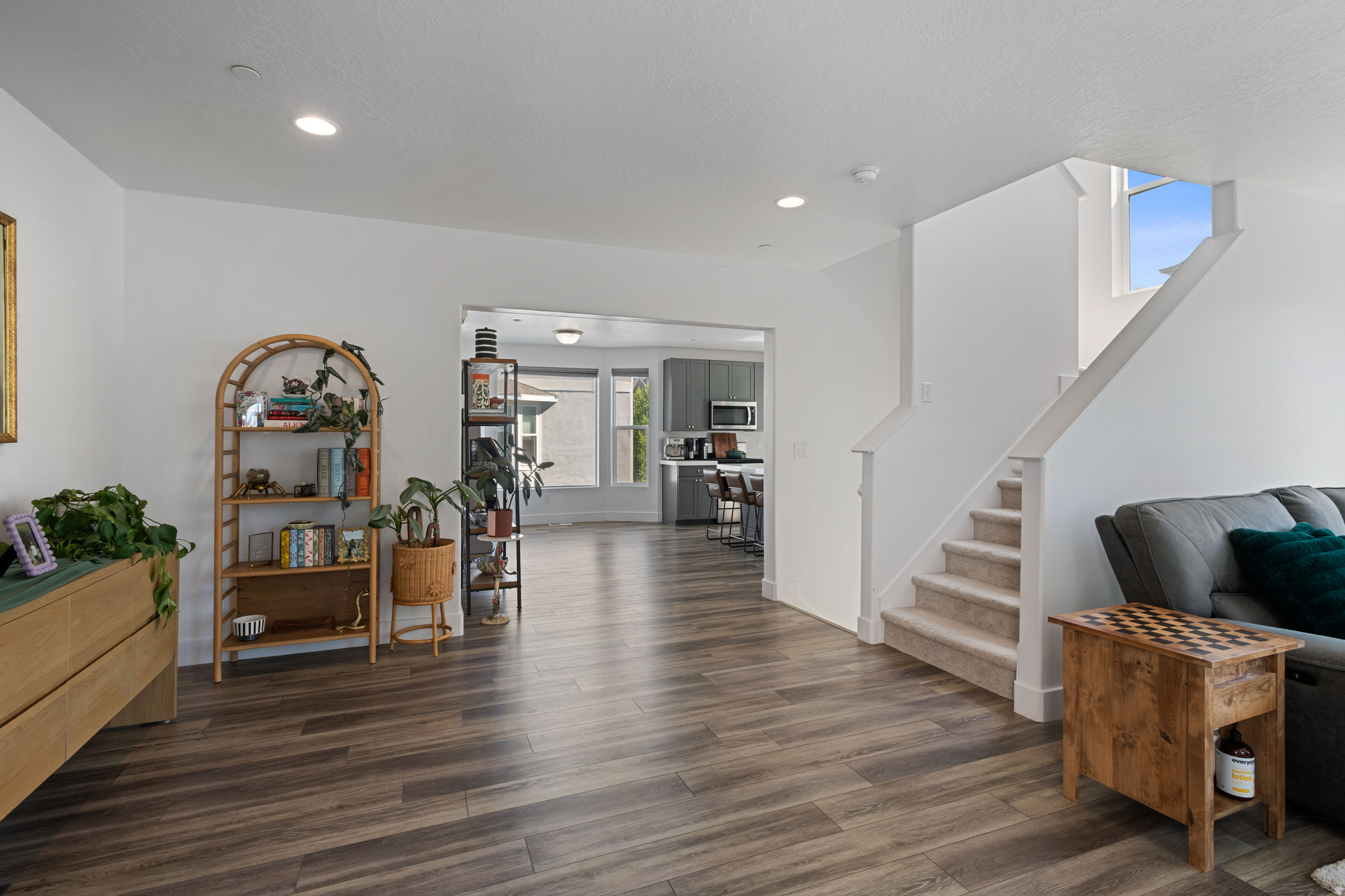 MUIRHOUSE - Residential