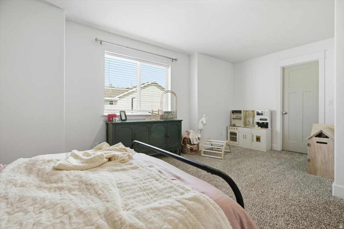 GREEN MEADOW VILLAS - Residential