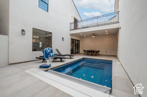 Incredible opportunity for co-ownership in the unique European nightly rental approved subdivision in Sand Hollow.  At 1/13 ownership a share. Fully furnished luxury design, modern open floor plan showcasing 3 king En-Suites, 2 custom bunk rooms, & 5.5 baths. Sleeps up to 20 people. Within minutes away from Sand Hollow Reservoir, & the popular sought out Sand Dunes, making it the most desired spot in southern Utah for vacationers and outdoor enthusiasts. Amenities include 1 lap pool, 1 large pool with descending feature for children and splash pad. Massive hot tub sits up to 50 people or more. Pickle-ball courts & fitness center. Over flow parking for boats and trailers. Two minutes from Jelly Stone Water Park. Buyer to verify HOA and listing information to their own satisfaction. Please provide proof of funds or lenders note with offer. ***PLEASE NOTE*** ALL LINENS AND TOWELS ARE NOT INCLUDED AS THEY ARE A PART OF THE LINEN PROGRAM AND BELONG TO THE CURRENT LINEN COMPANY.  ALL PROPERTY BELONGING TO THE CURRENT PROPERTY MANAGEMENT WILL NOT BE INCLUDED WITH THE SALE OF THE HOME.
