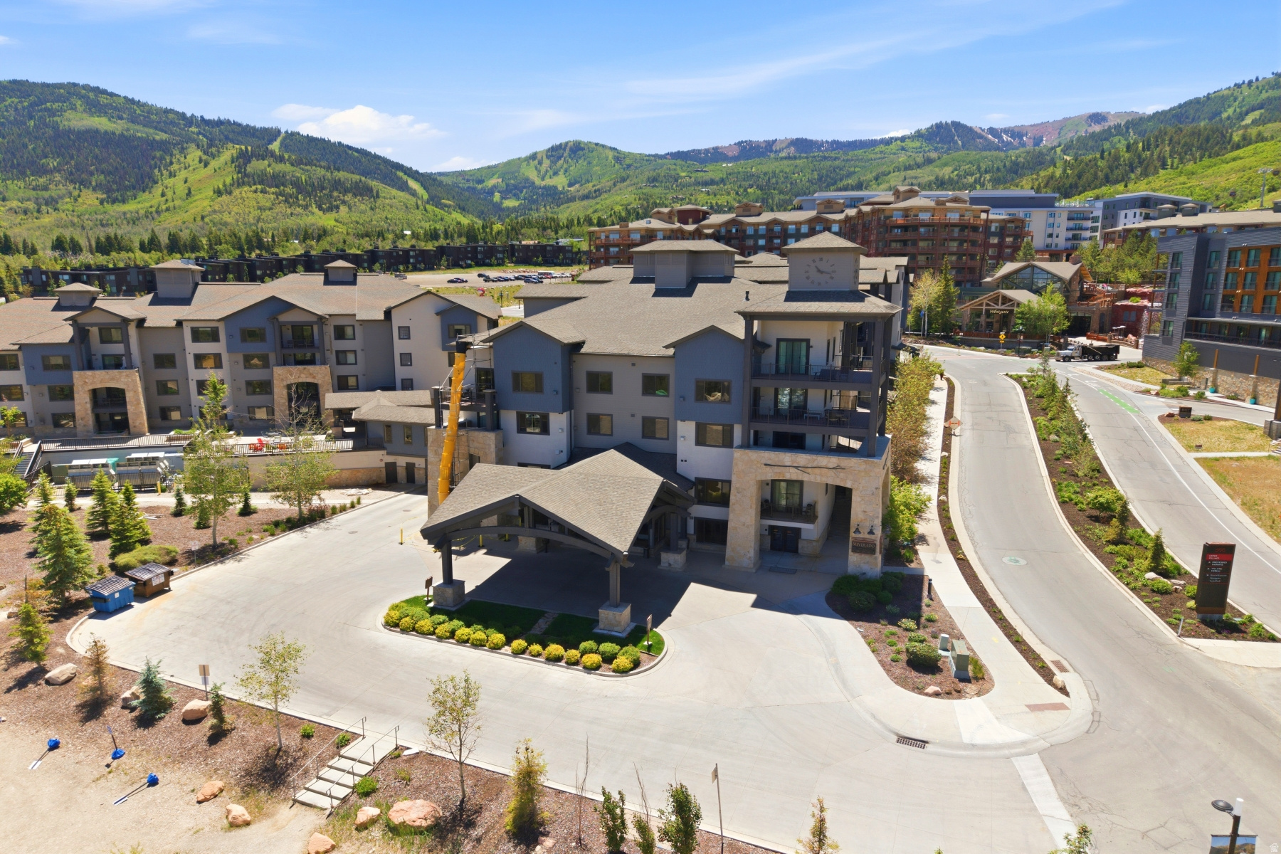 SILVERADO LODGE CONDOMINIUM - Residential