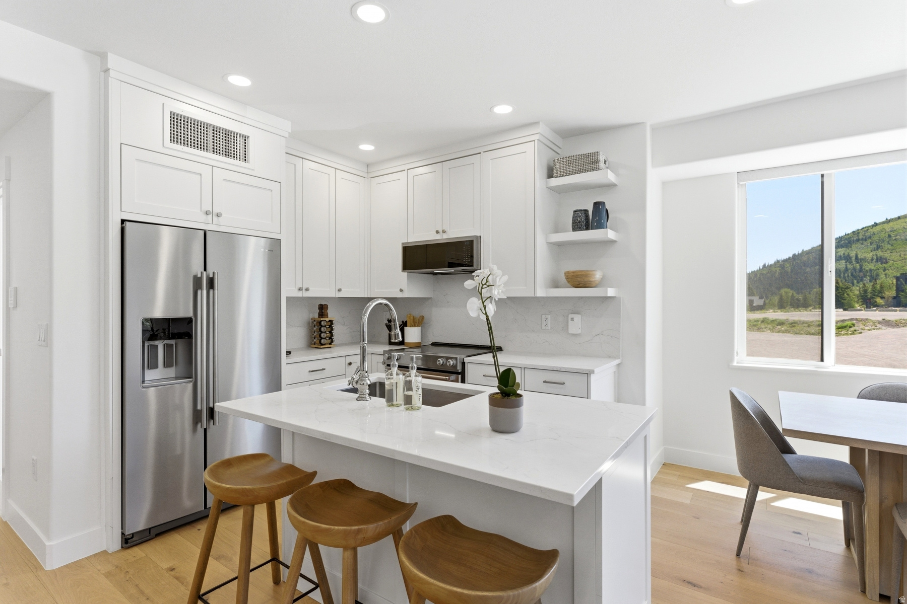 SILVERADO LODGE CONDOMINIUM - Residential