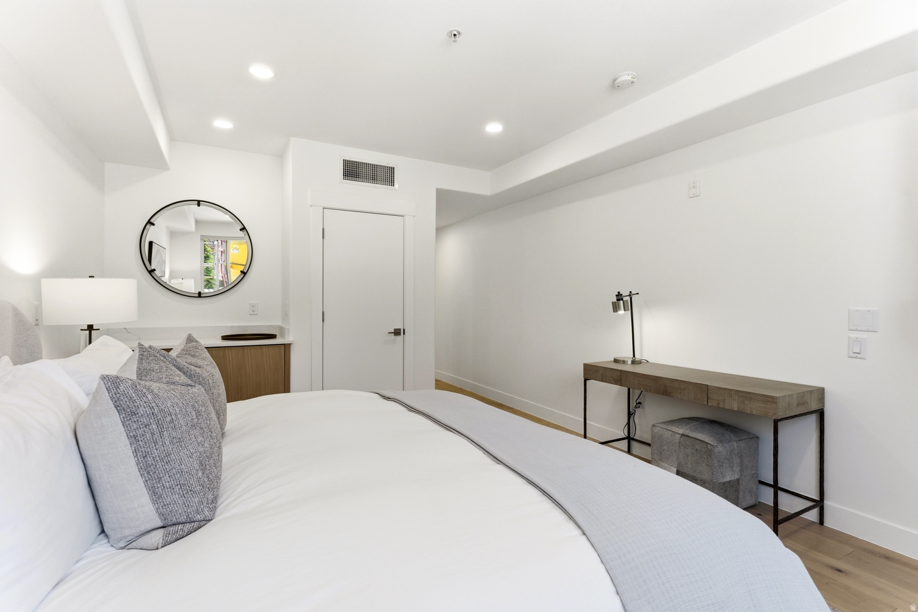 SILVERADO LODGE CONDOMINIUM - Residential
