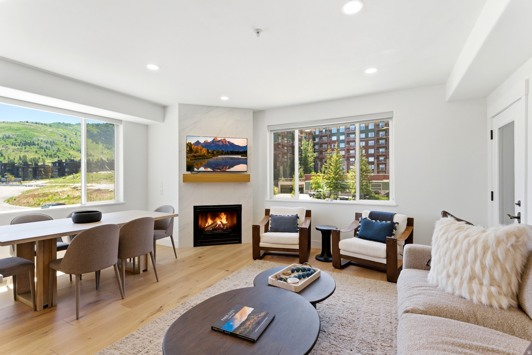 SILVERADO LODGE CONDOMINIUM - Residential